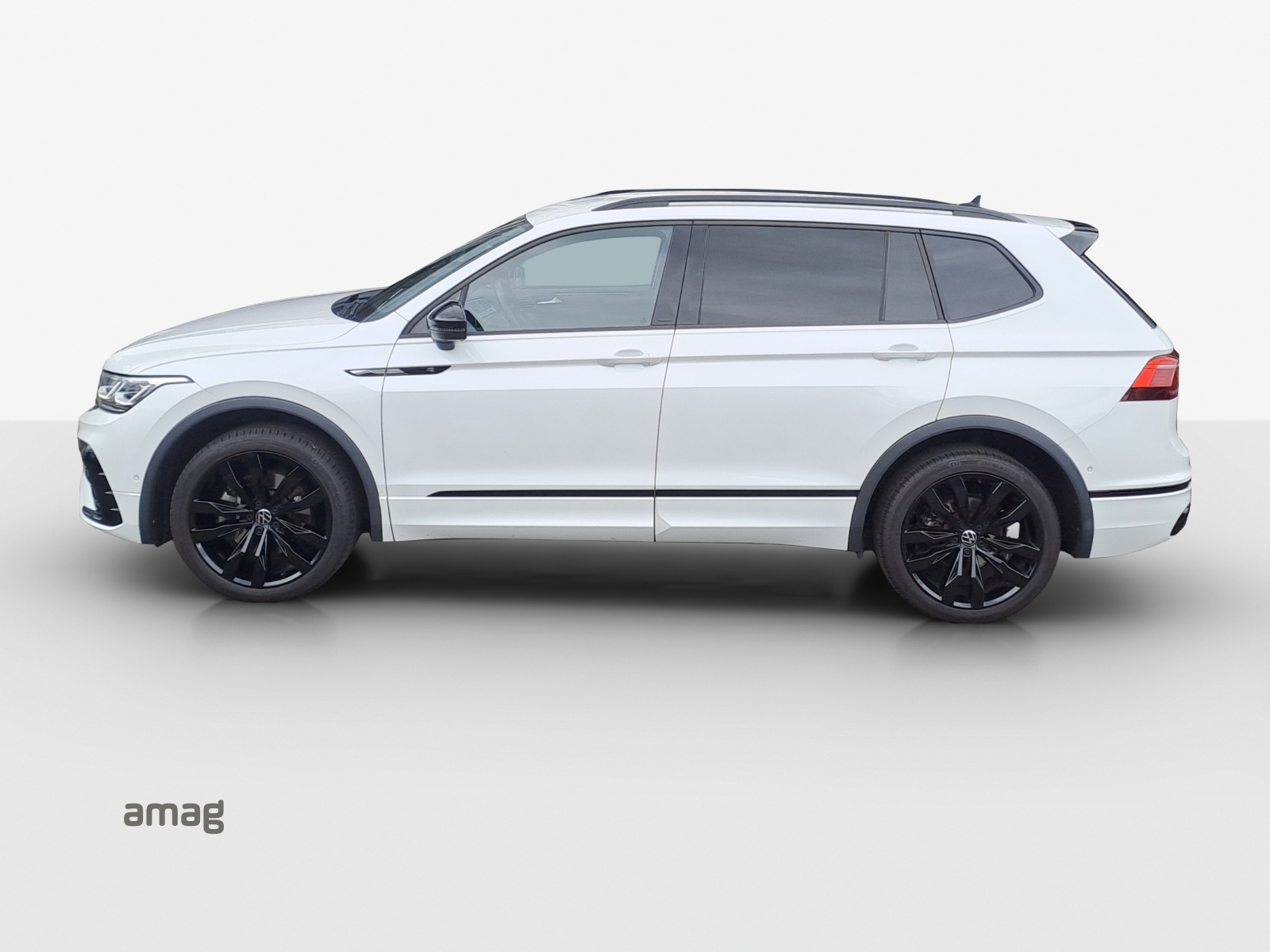 VW Tiguan Allspace 2.0TSI R-Line 4Motion DSG-image-1