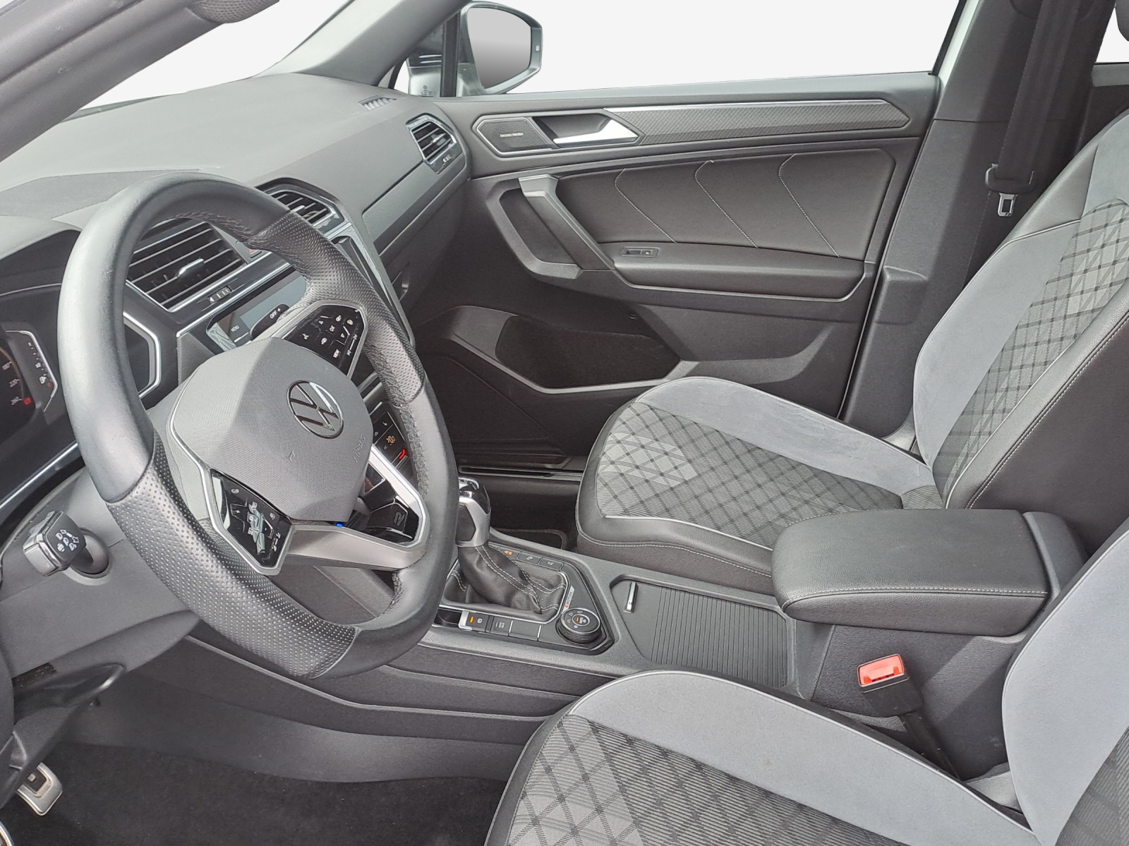 VW Tiguan Allspace 2.0TSI R-Line 4Motion DSG-image-7