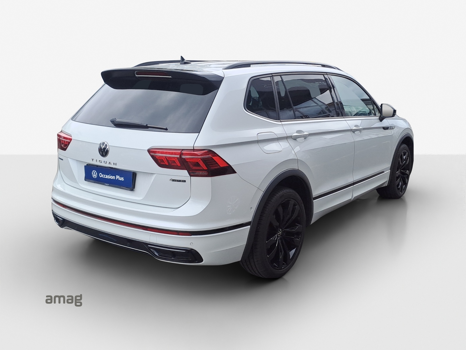 VW Tiguan Allspace 2.0TSI R-Line 4Motion DSG-image-4