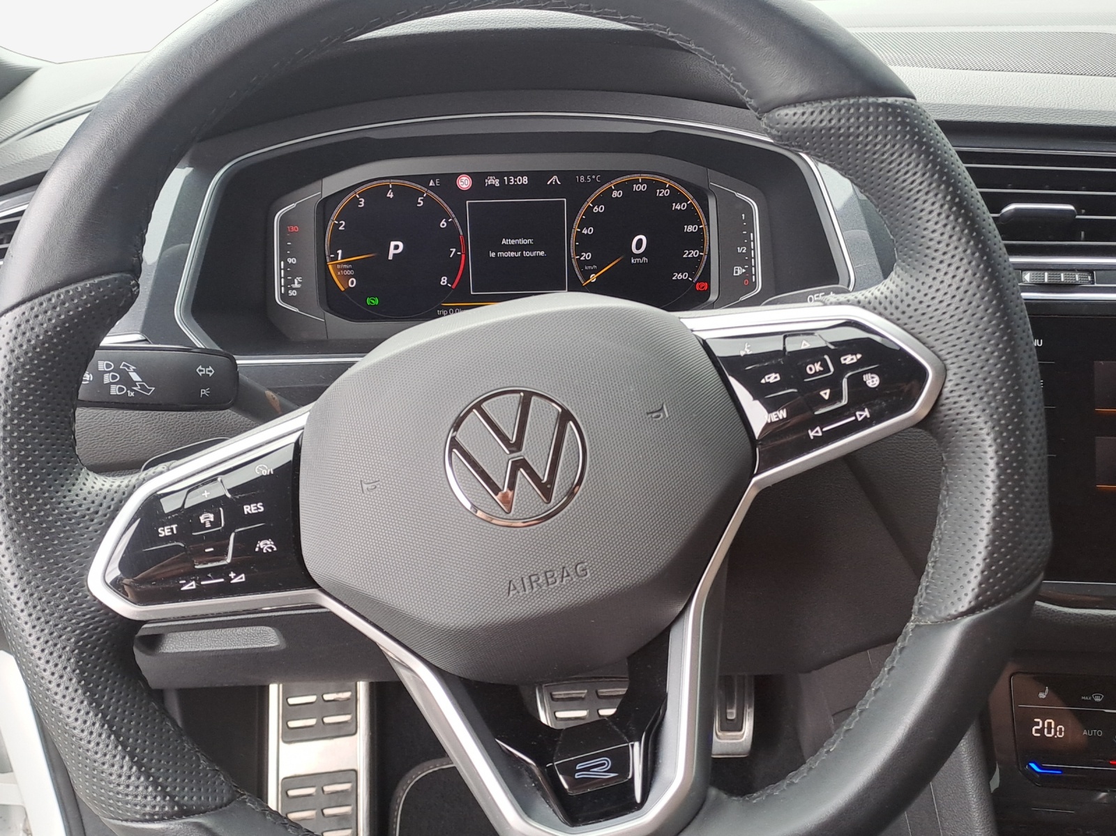 VW Tiguan Allspace 2.0TSI R-Line 4Motion DSG-image-9