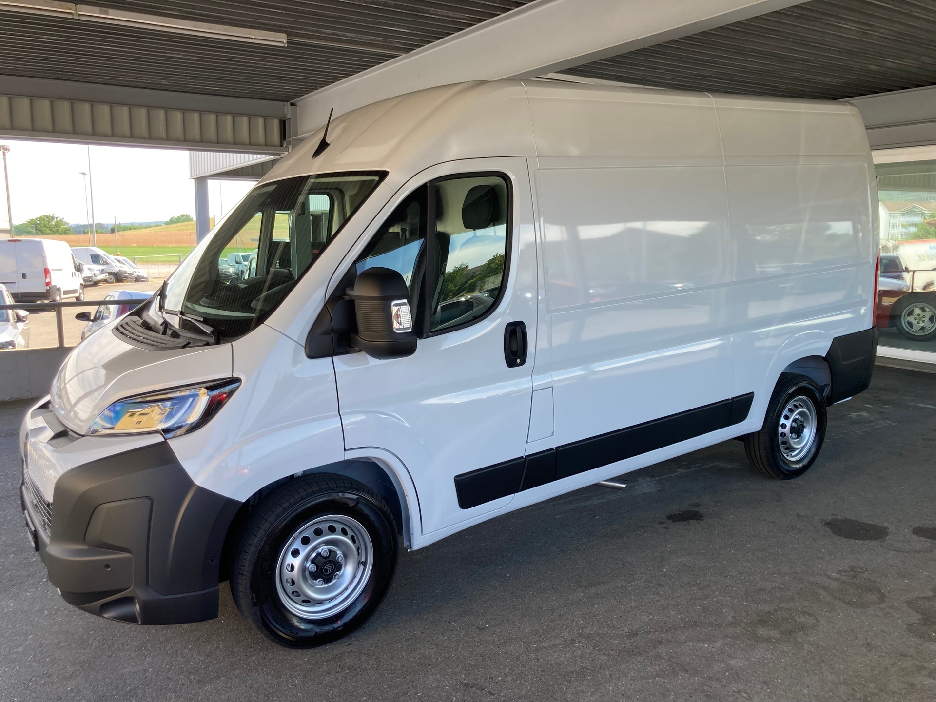 CITROEN Jumper 35 2.2 BlueHDi 140 L2H2 Automat Kasten-image-6
