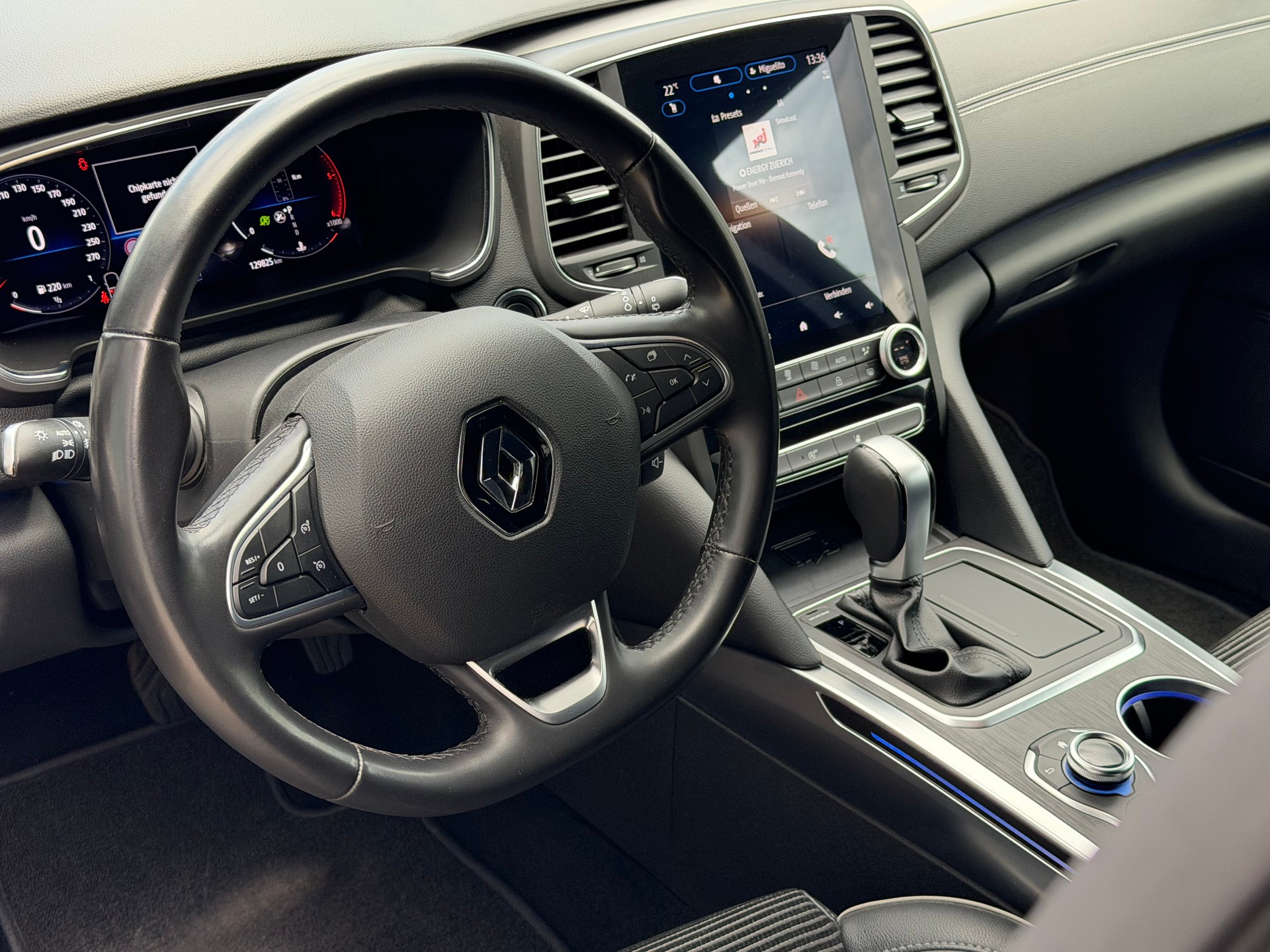 RENAULT Talisman Grandtour 2.0 Blue dCi Intens EDC-image-6