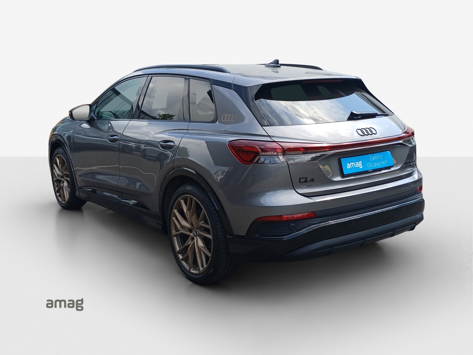 AUDI Q4 e-tron 50 quattro-image-1