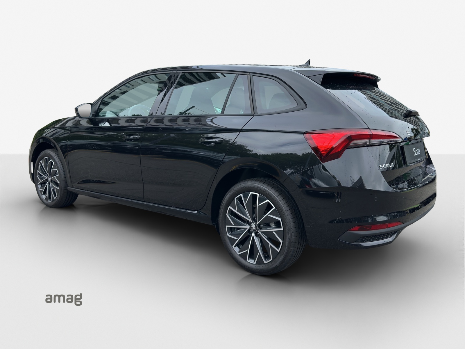 SKODA Scala 1.0 TSI Dynamic DSG-image-2