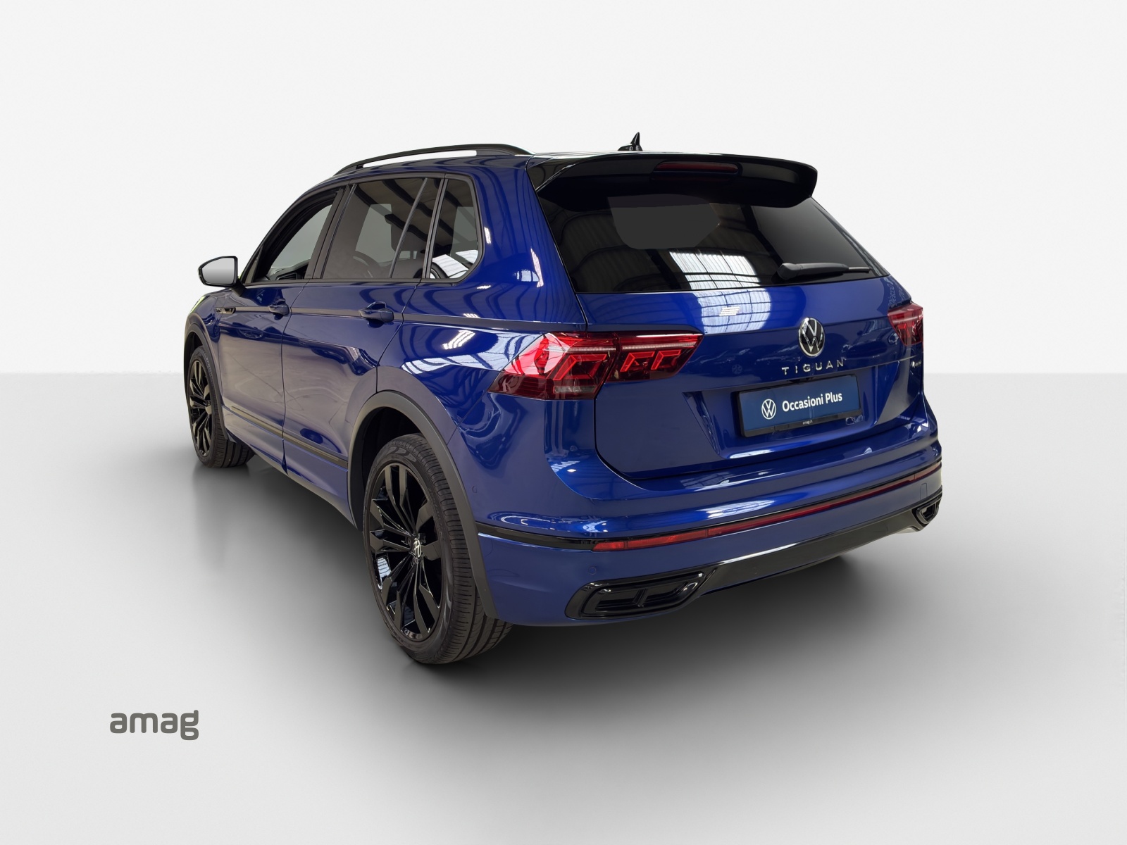 VW Tiguan 2.0 TDI SCR R-Line 4Motion DSG-image-2