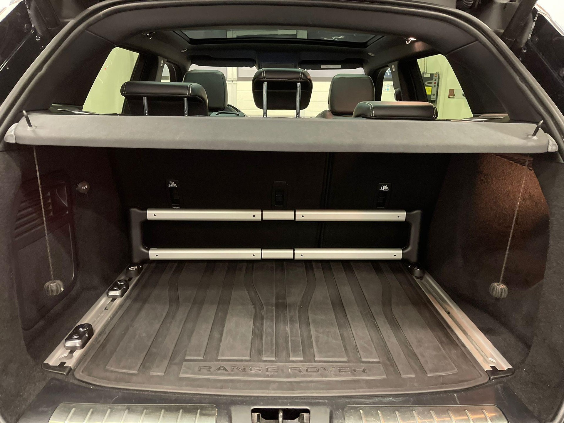 LAND ROVER Range Rover Evoque 2.0 Si4 Autobiography-image-13