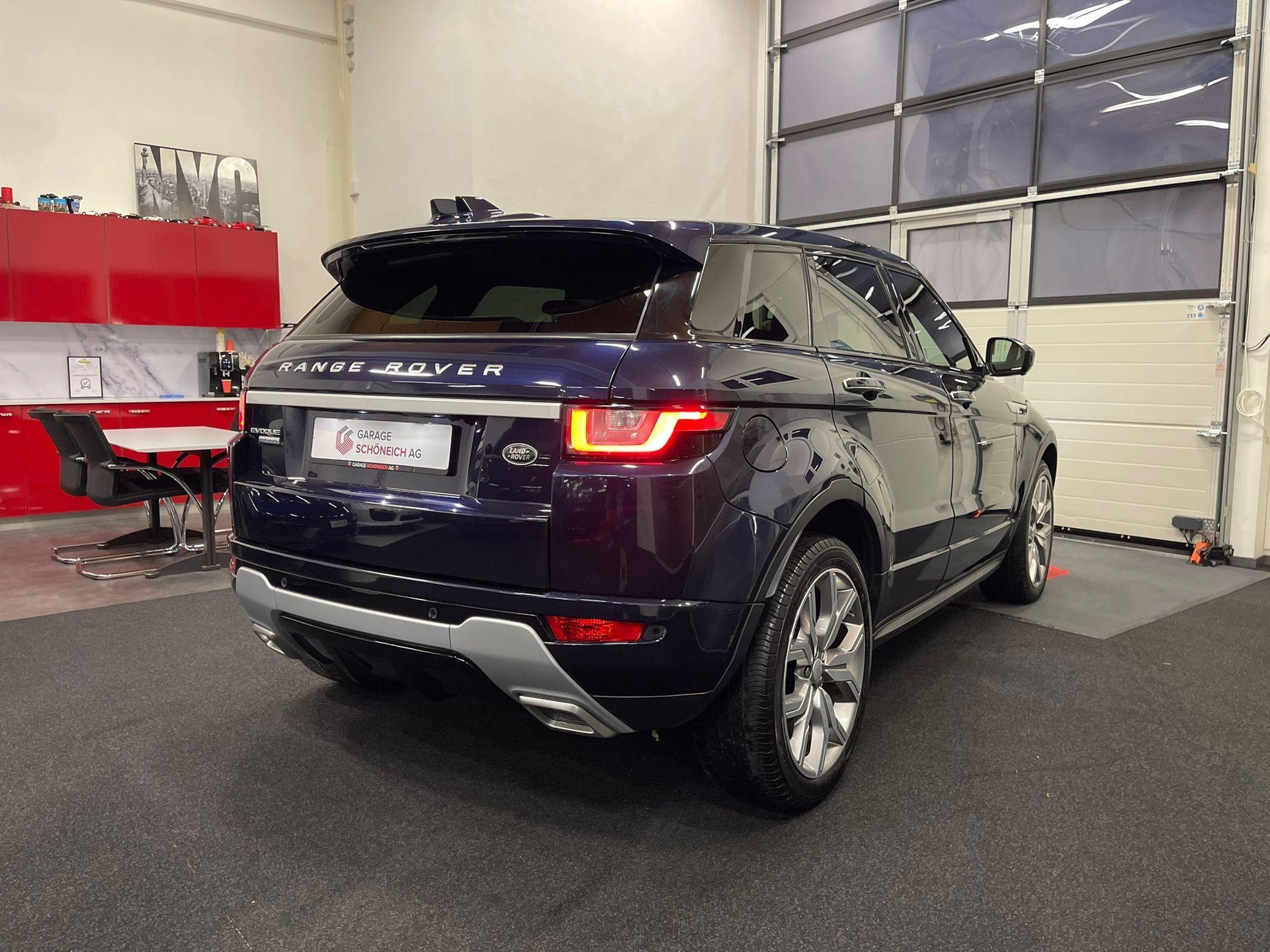 LAND ROVER Range Rover Evoque 2.0 Si4 Autobiography-image-4