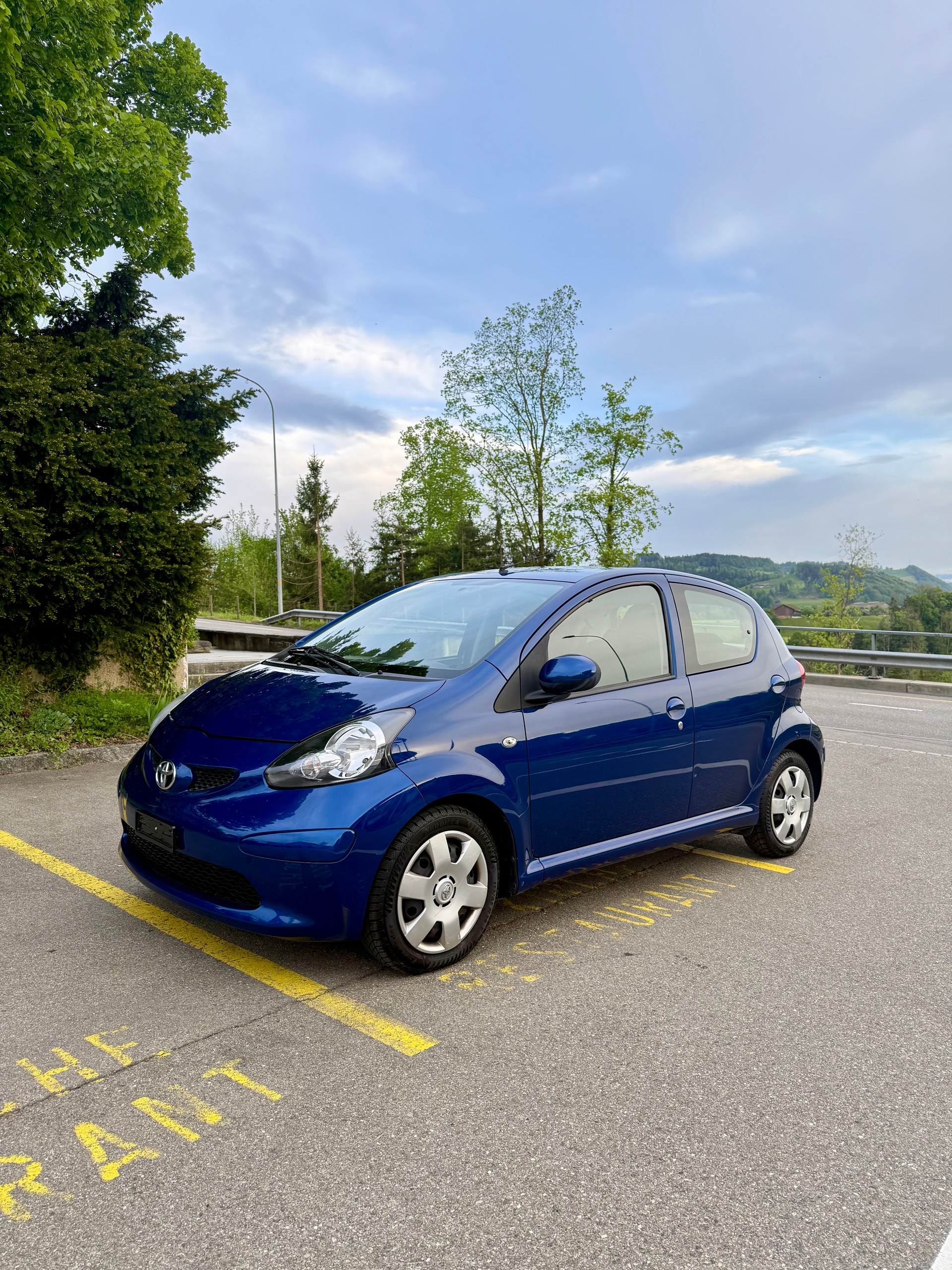 TOYOTA Aygo 1.0 Linea Luna-image-10
