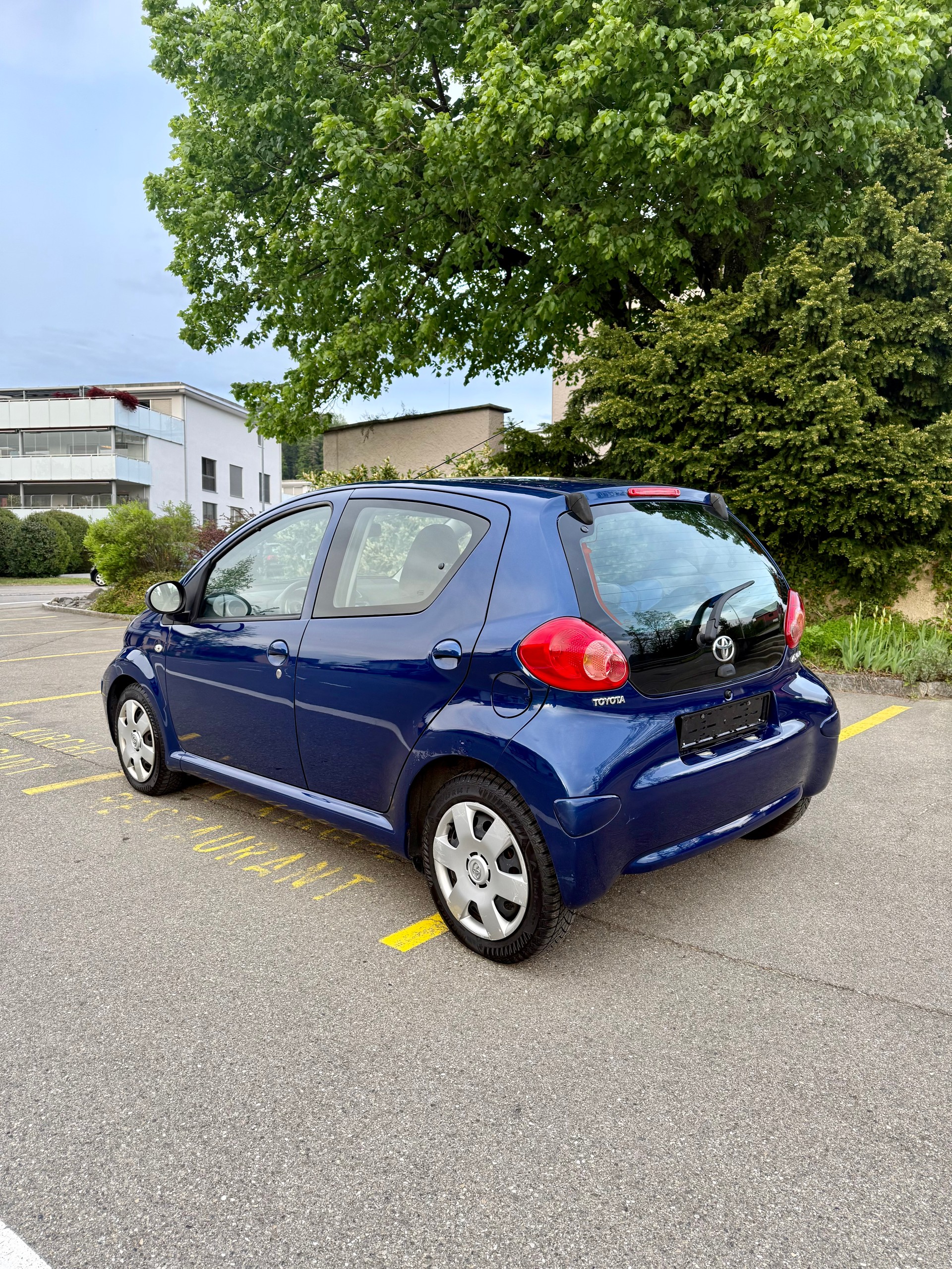 TOYOTA Aygo 1.0 Linea Luna-image-9