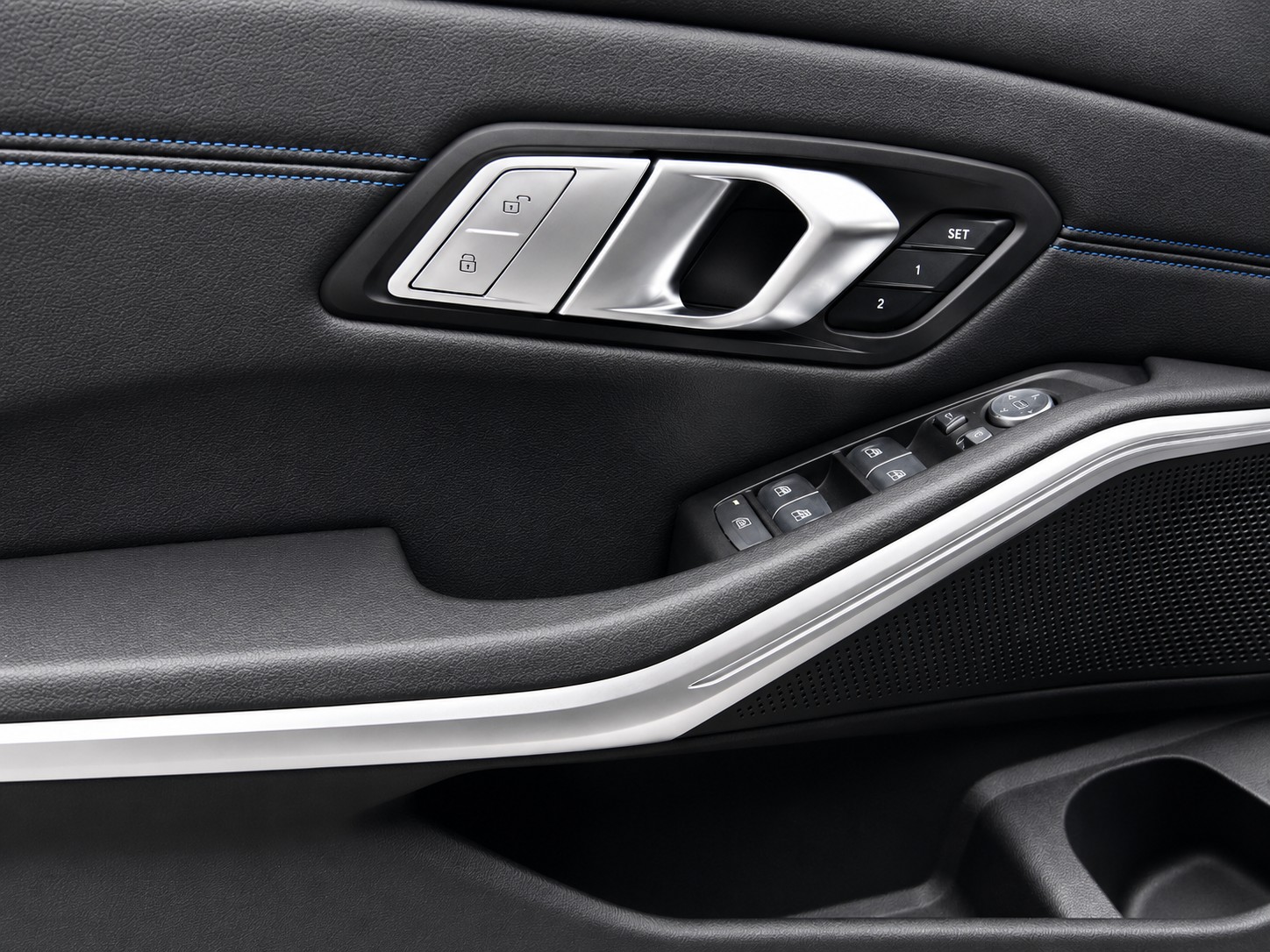 BMW 320i SAG Touring CH FAHRZEUG-image-17