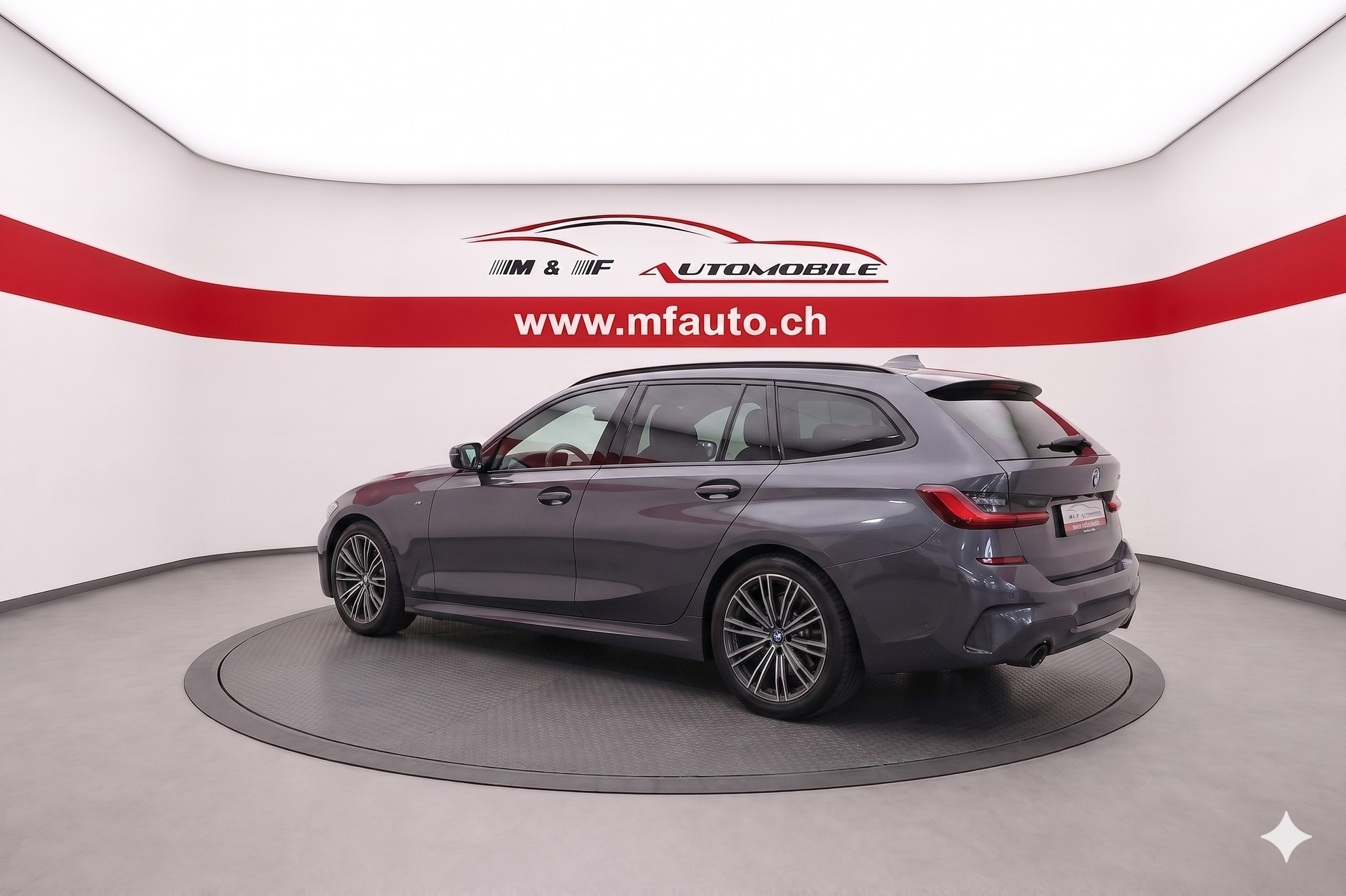BMW 320i SAG Touring CH FAHRZEUG-image-3