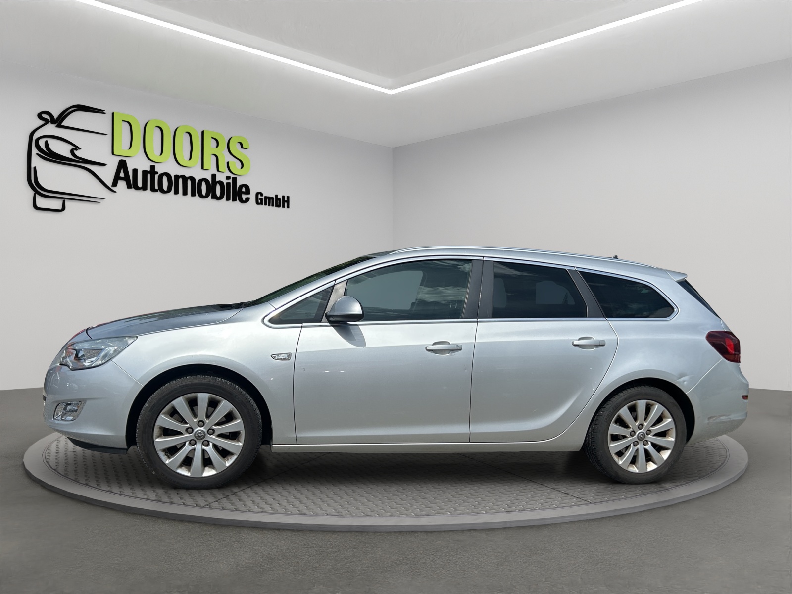 OPEL Astra SportsTourer 1.6i 16V Turbo Sport-image-3