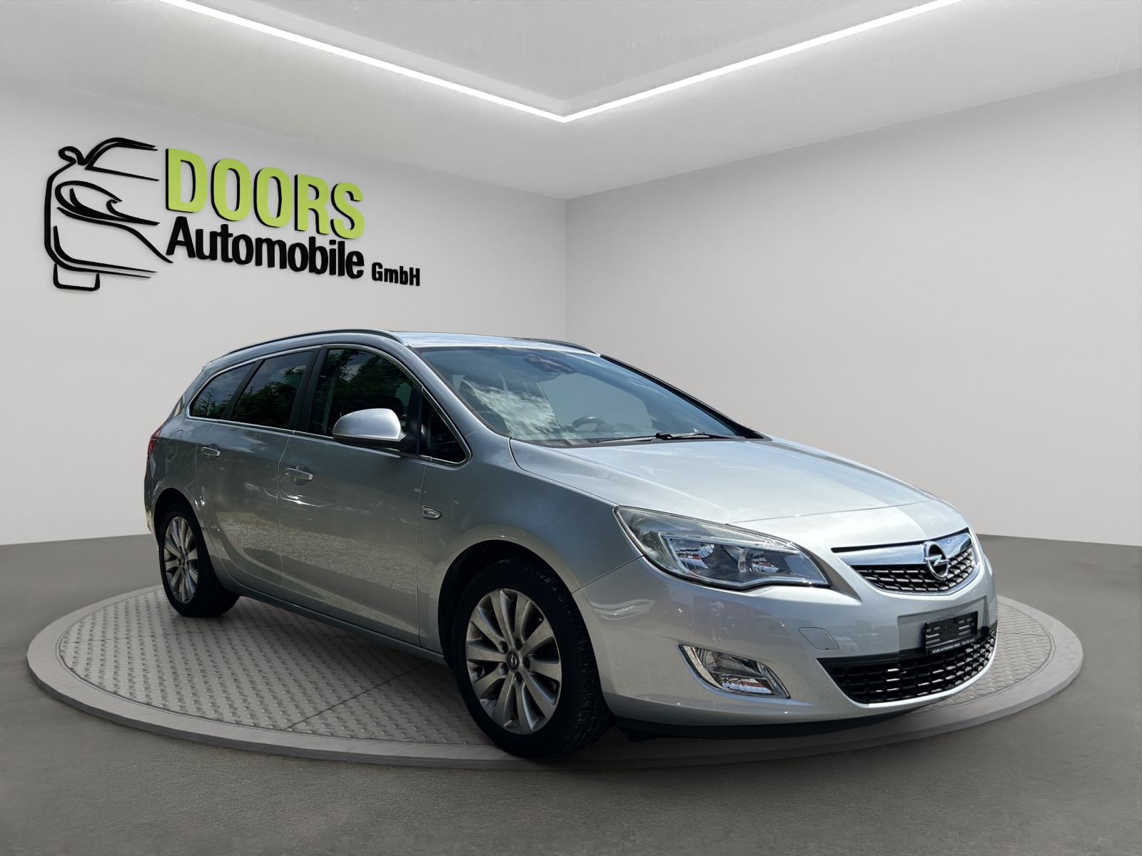 OPEL Astra SportsTourer 1.6i 16V Turbo Sport-image-0