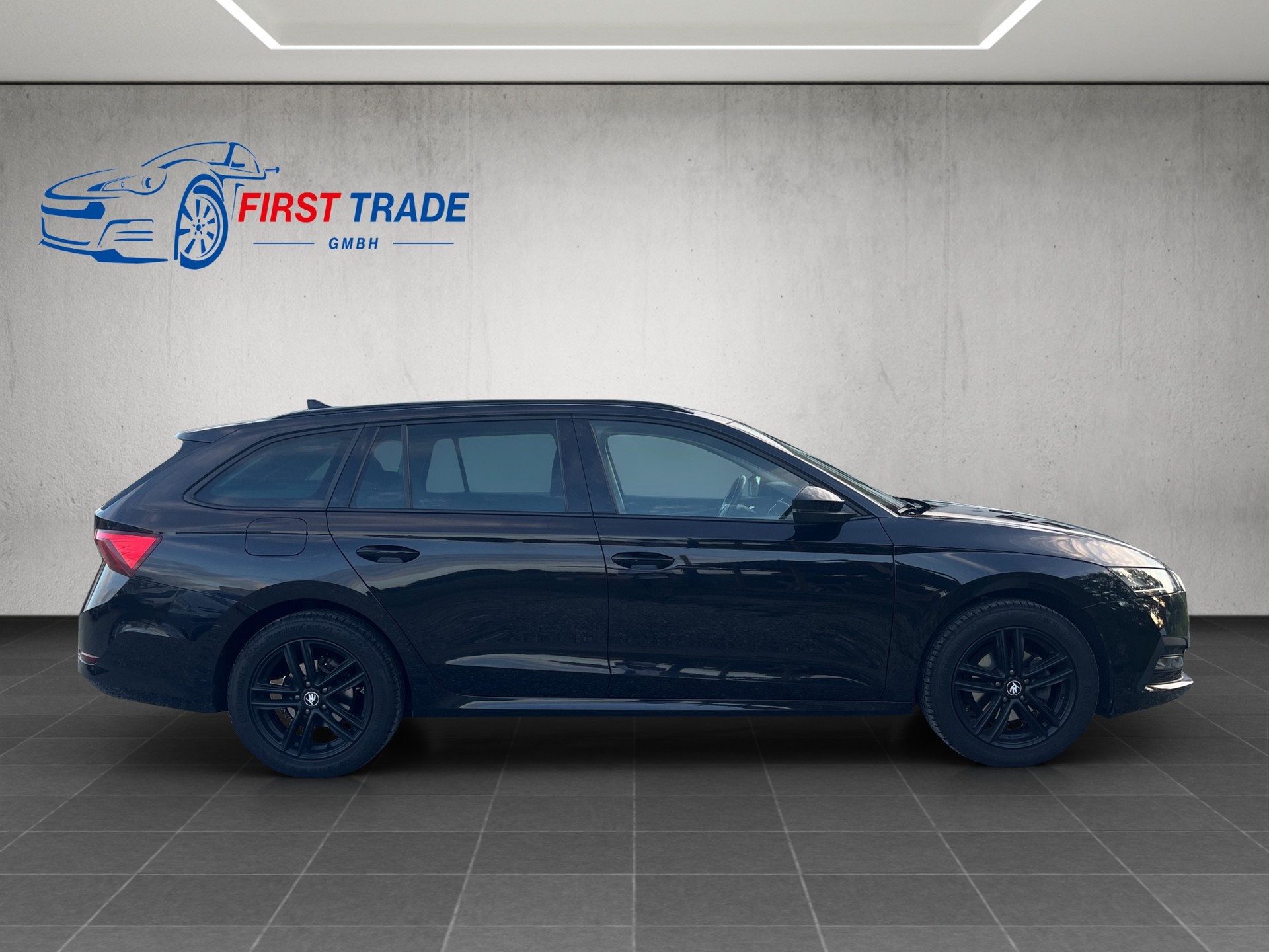 SKODA Octavia Combi 1.0 TSI mHEV DSG Ambition-image-3