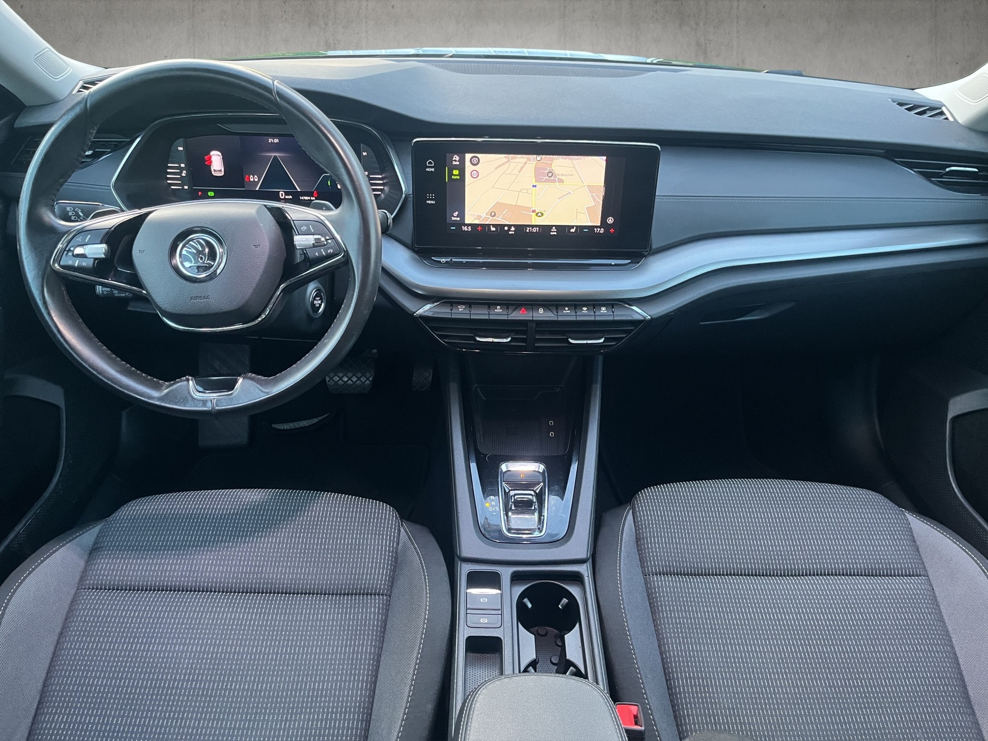 SKODA Octavia Combi 1.0 TSI mHEV DSG Ambition-image-8