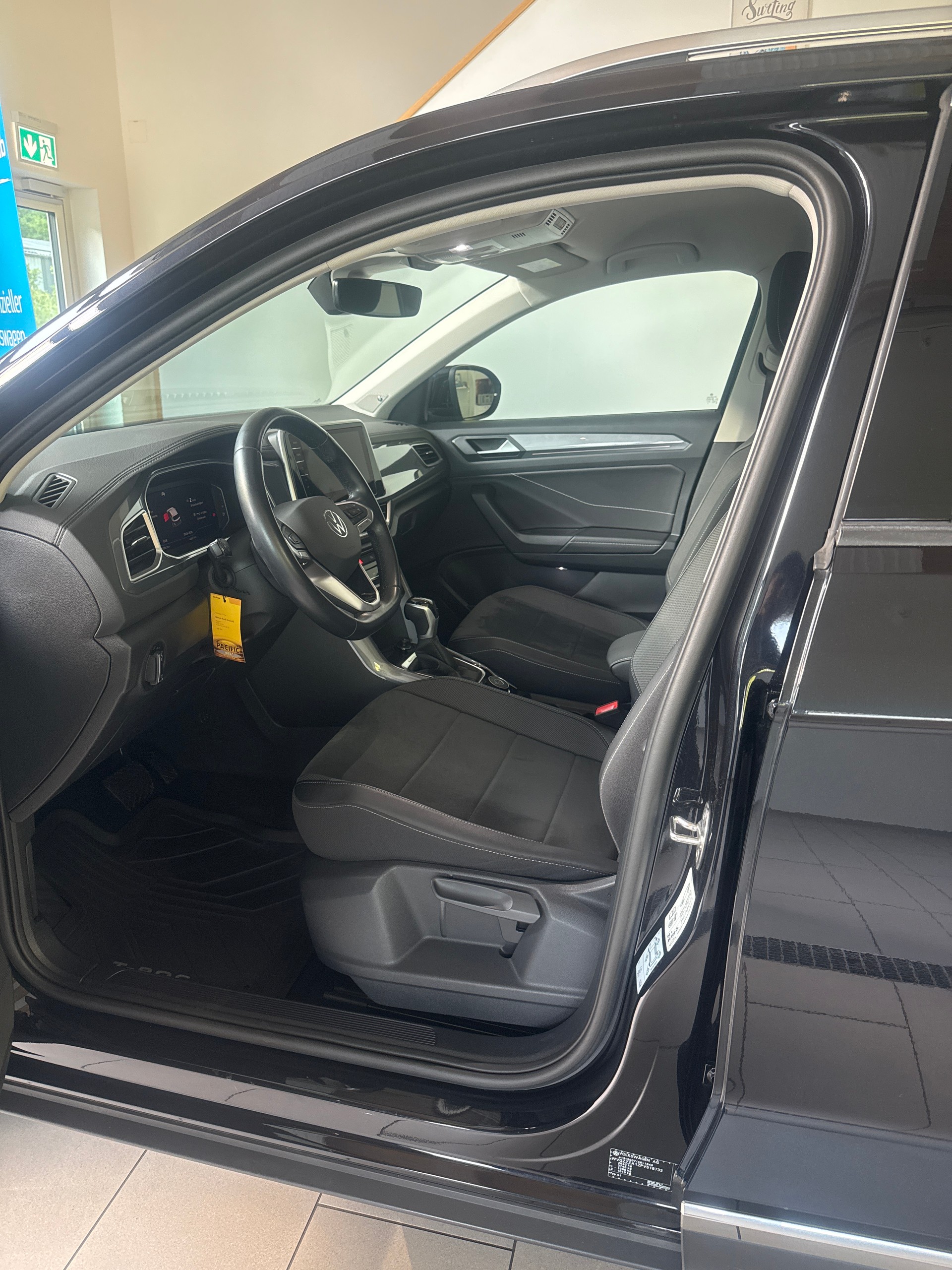 VW T-Roc 2.0 TSI Style DSG 4motion-image-3