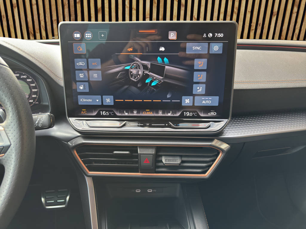 CUPRA Leon ST 2.0 TSI 333 VZ 4Drive DSG-image-9