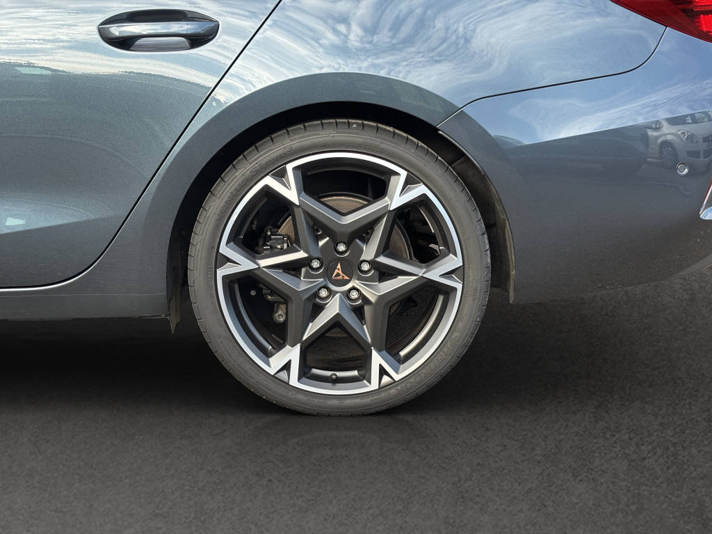 CUPRA Leon ST 2.0 TSI 333 VZ 4Drive DSG-image-16