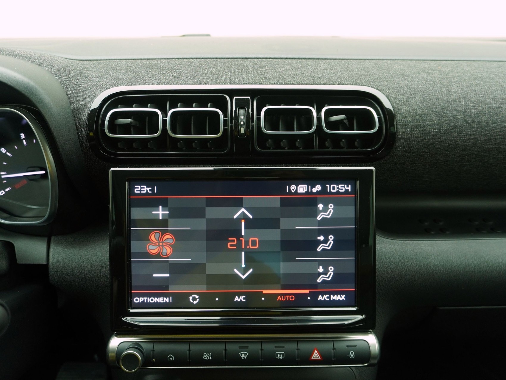 CITROEN C3 Aircross 1.2 PureTech Shine-image-15