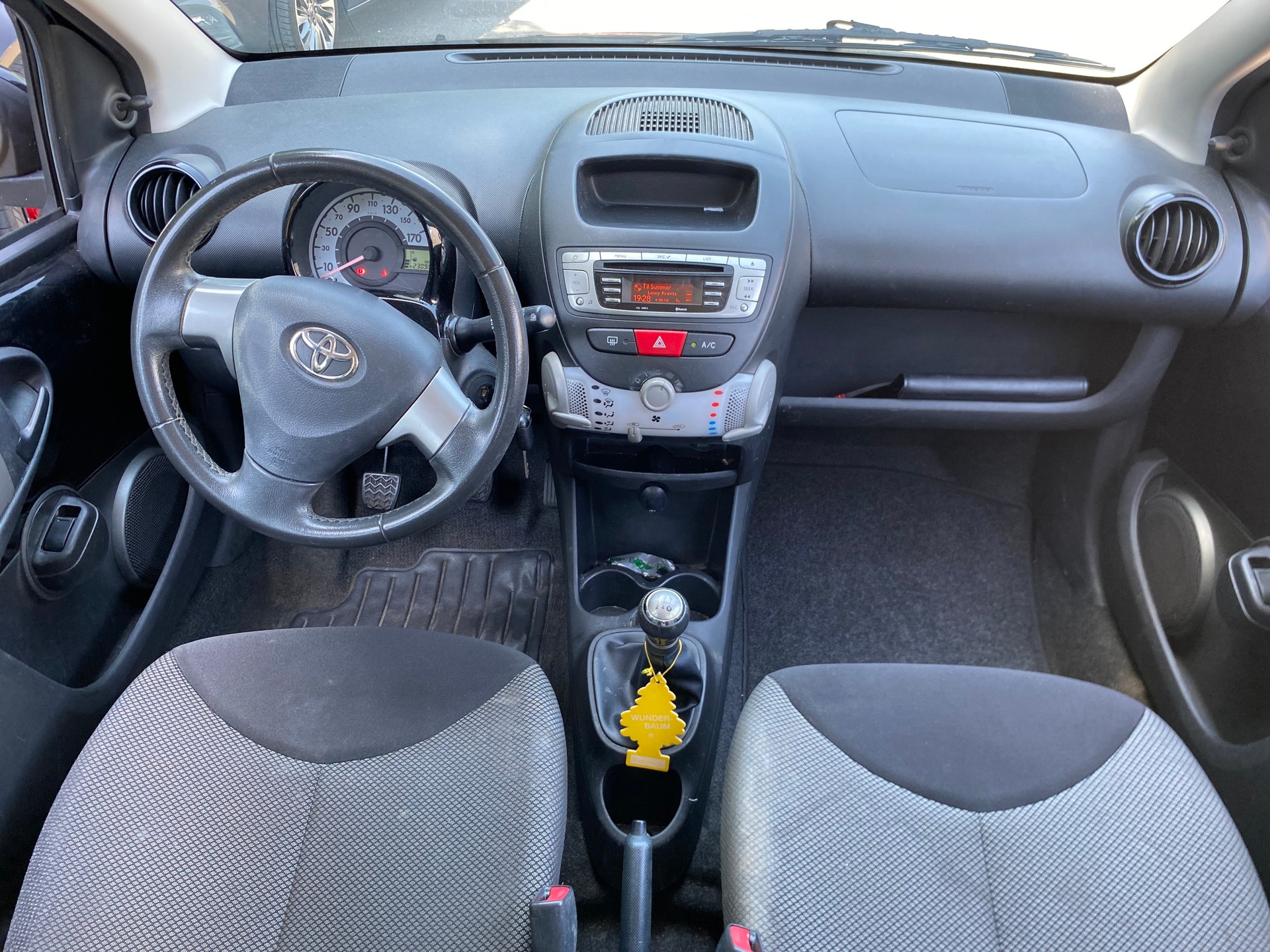 TOYOTA Aygo 1.0 VVT-i Luna*Klimaanlage**Euro B5b**ab MFK**-image-11