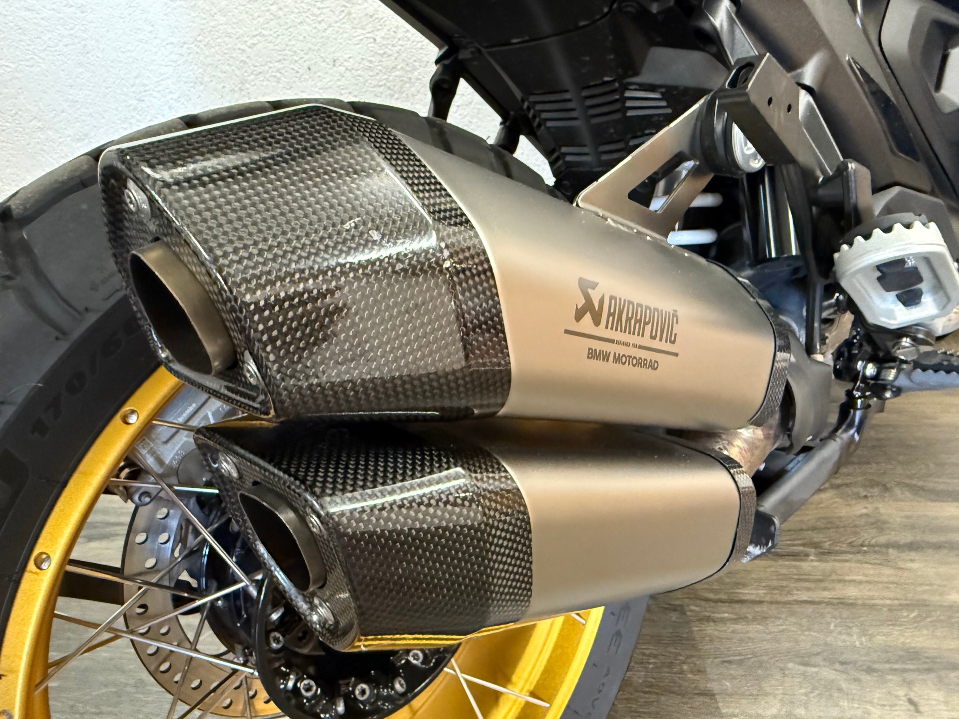 BMW R 1300 GS-image-4
