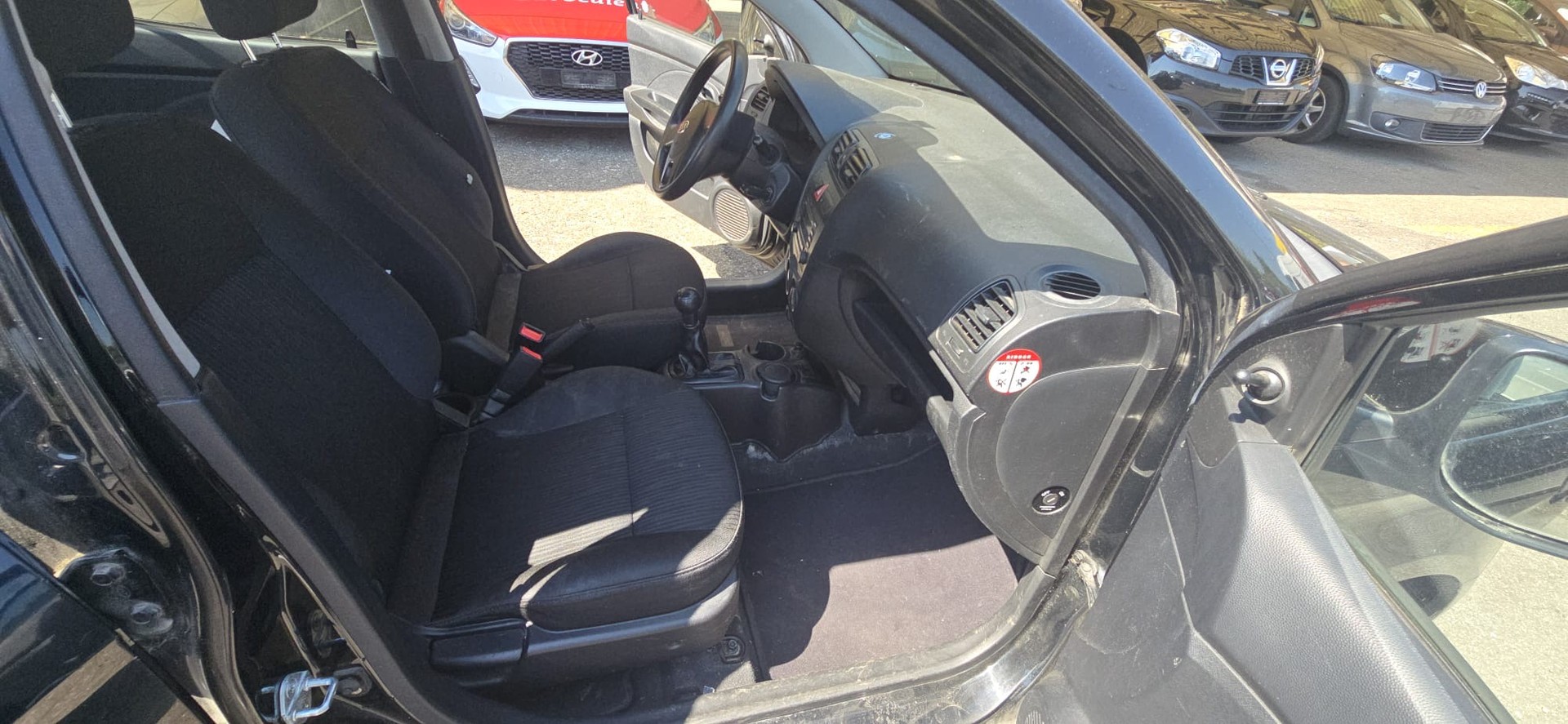 KIA Picanto 1.1 Classic-image-11