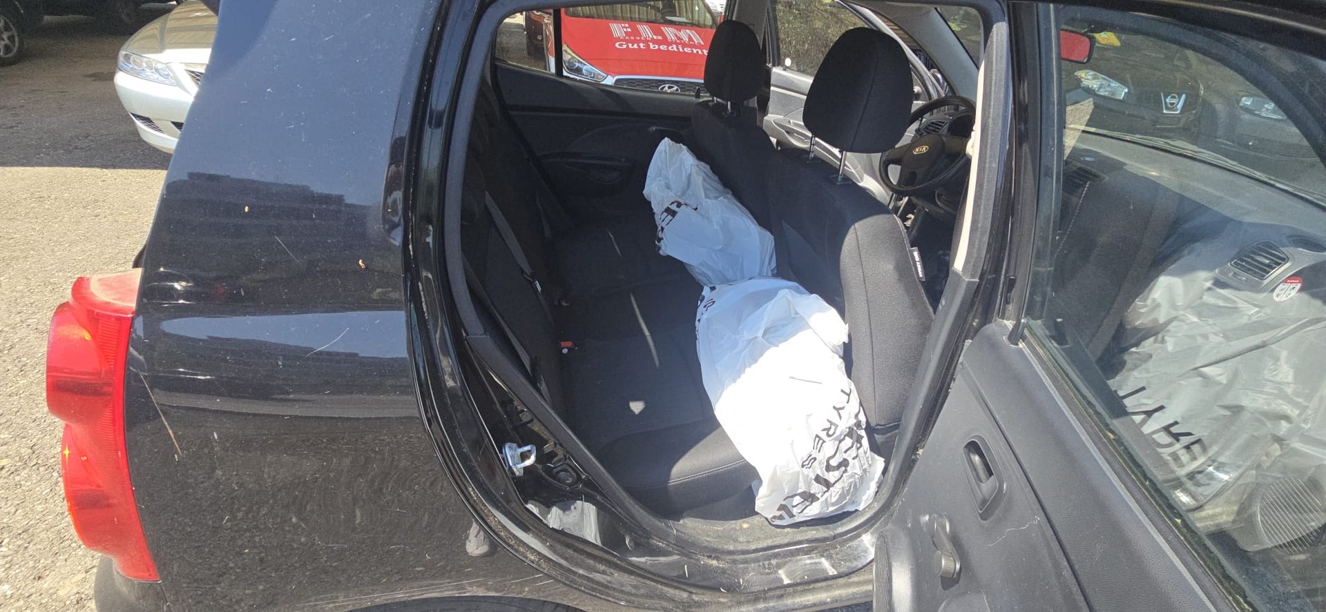 KIA Picanto 1.1 Classic-image-10