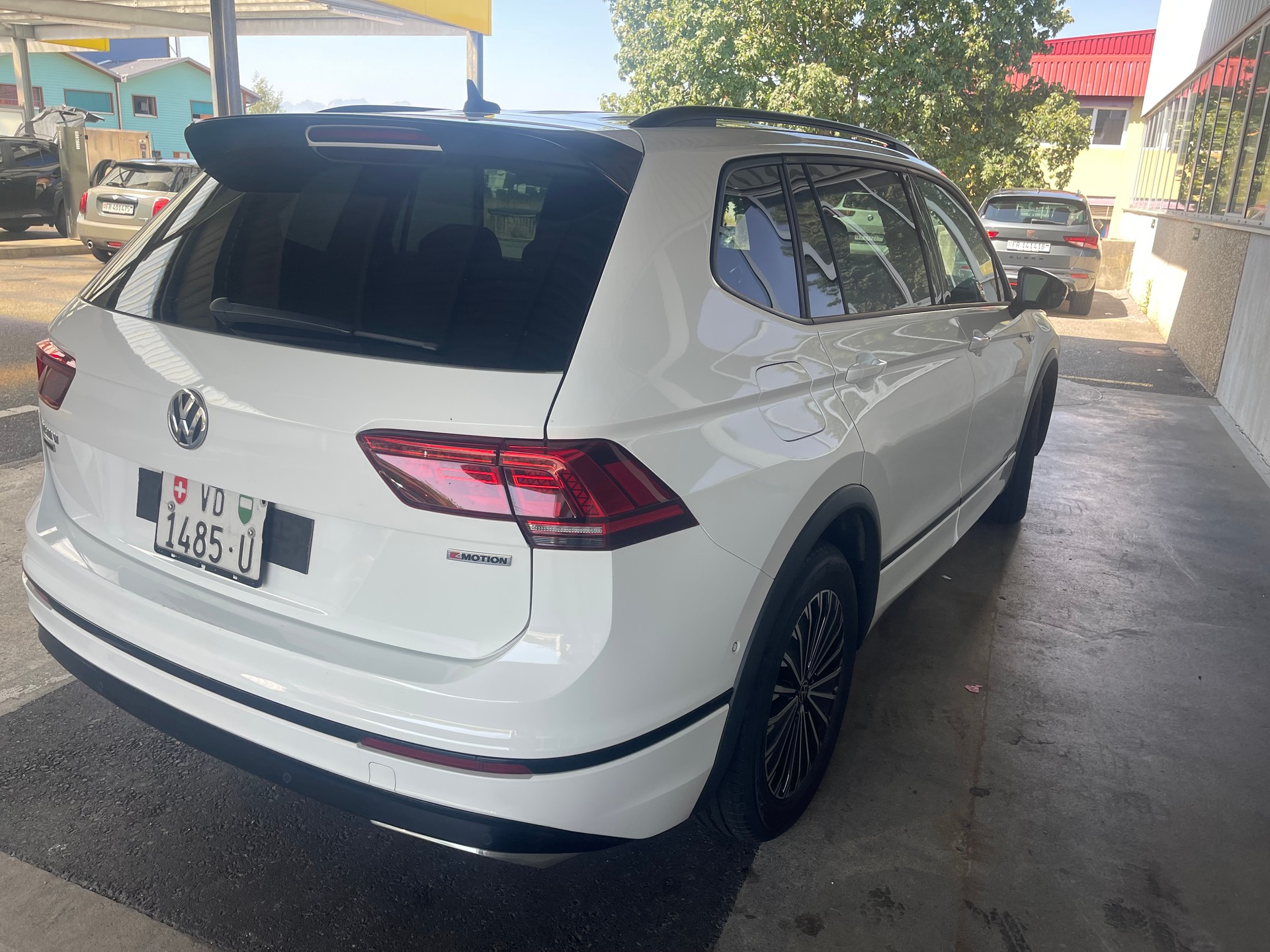 VW Tiguan Allspace 2.0 TDI SCR Highline 4Motion DSG-image-5