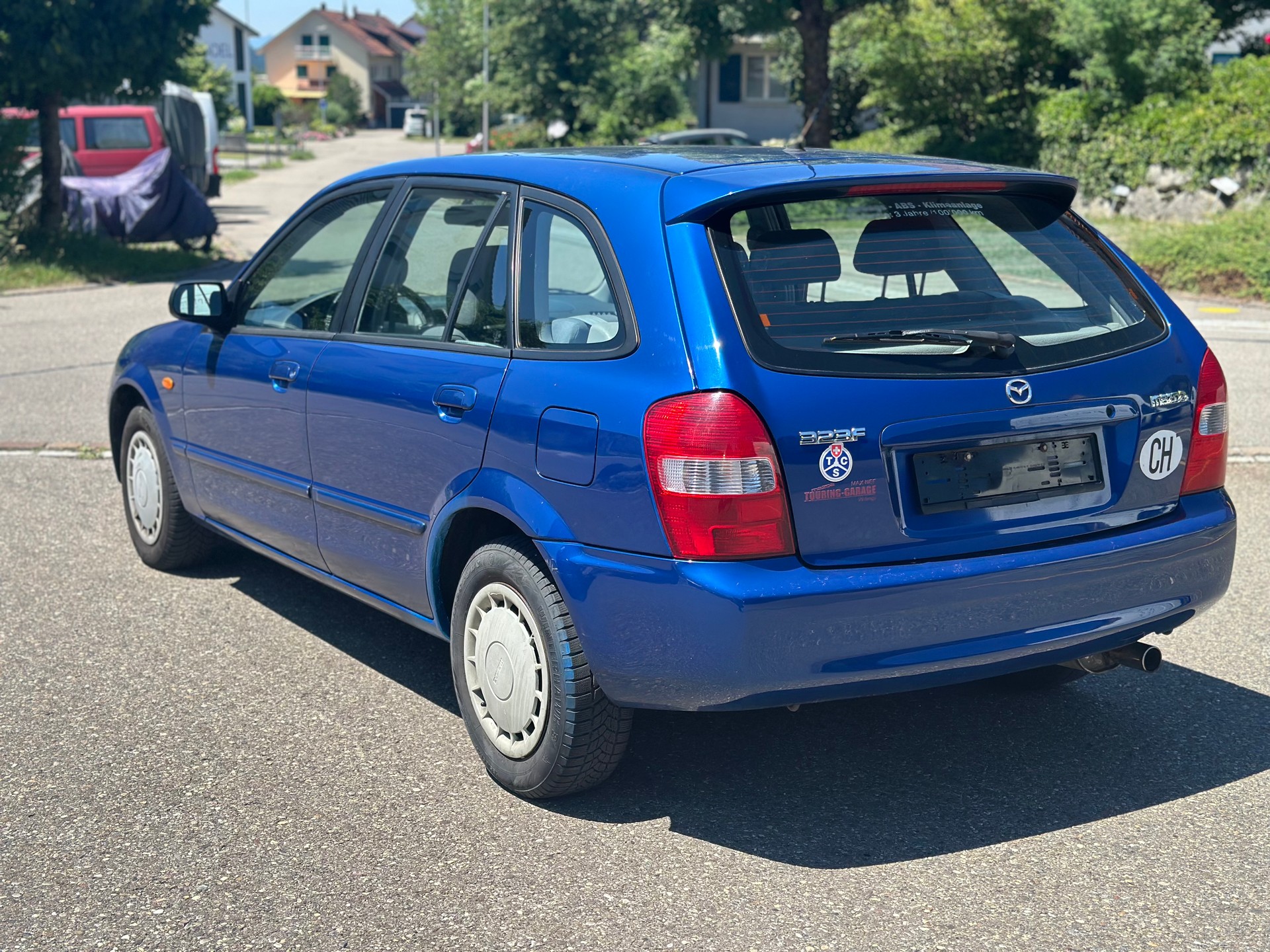 MAZDA 323 F 2.0i-16V-image-7