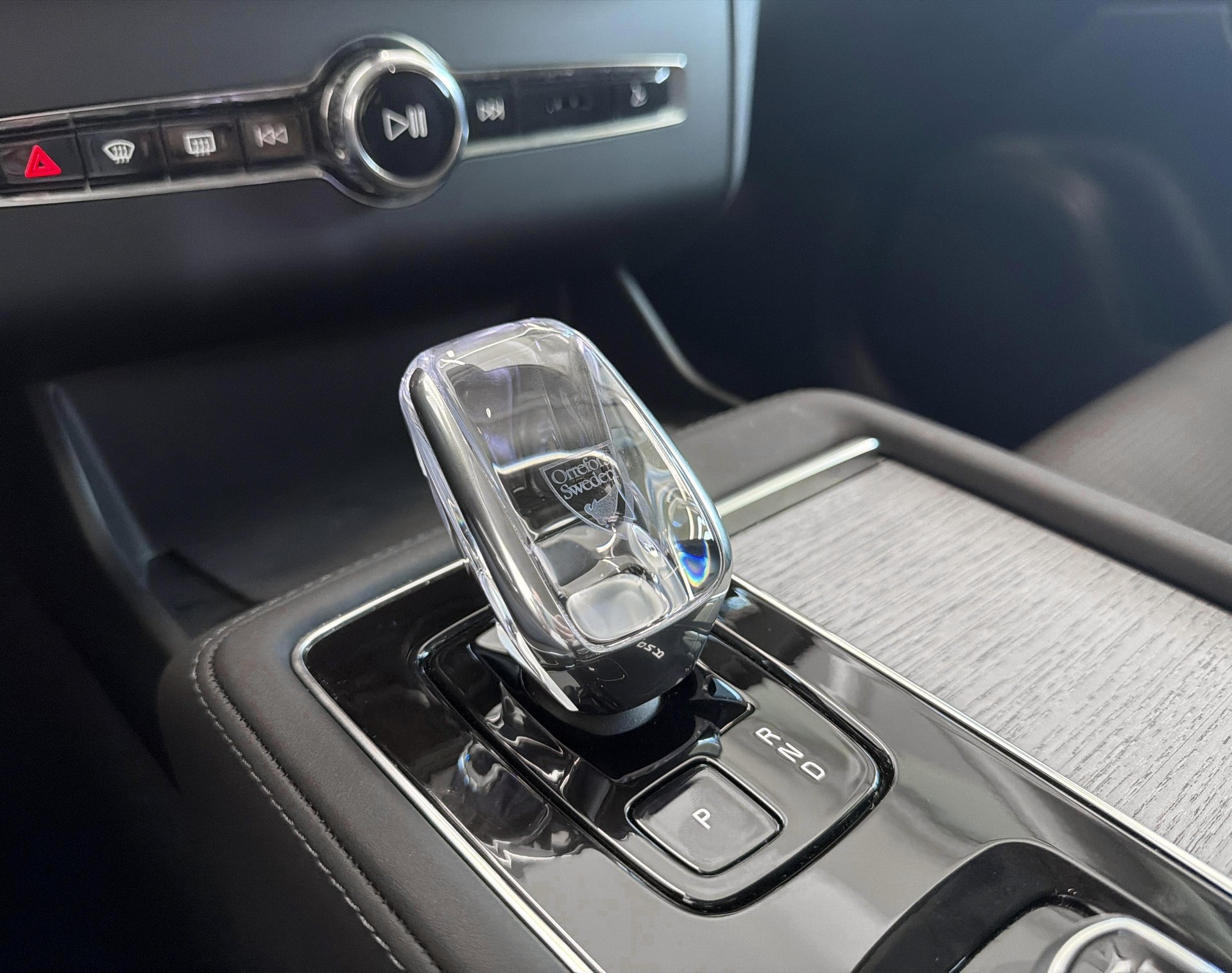 VOLVO XC90 2.0 B5 MH Plus Bright AWD-image-14