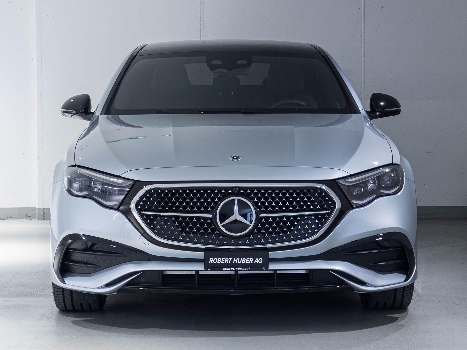 MERCEDES-BENZ E 300 e 4MATIC-image-2