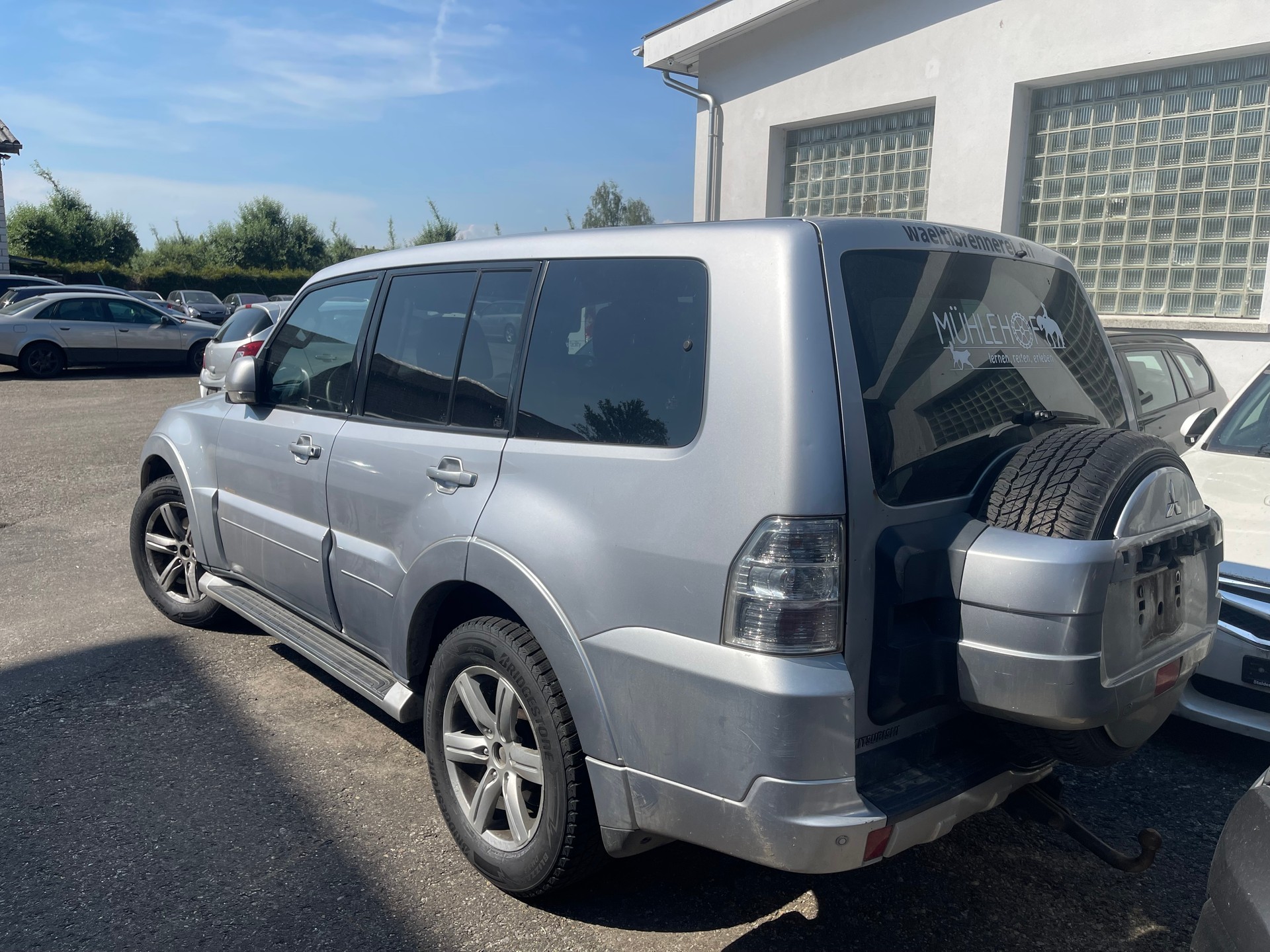 MITSUBISHI Pajero 3.2 DI-D Swiss Edition Automatic-image-2