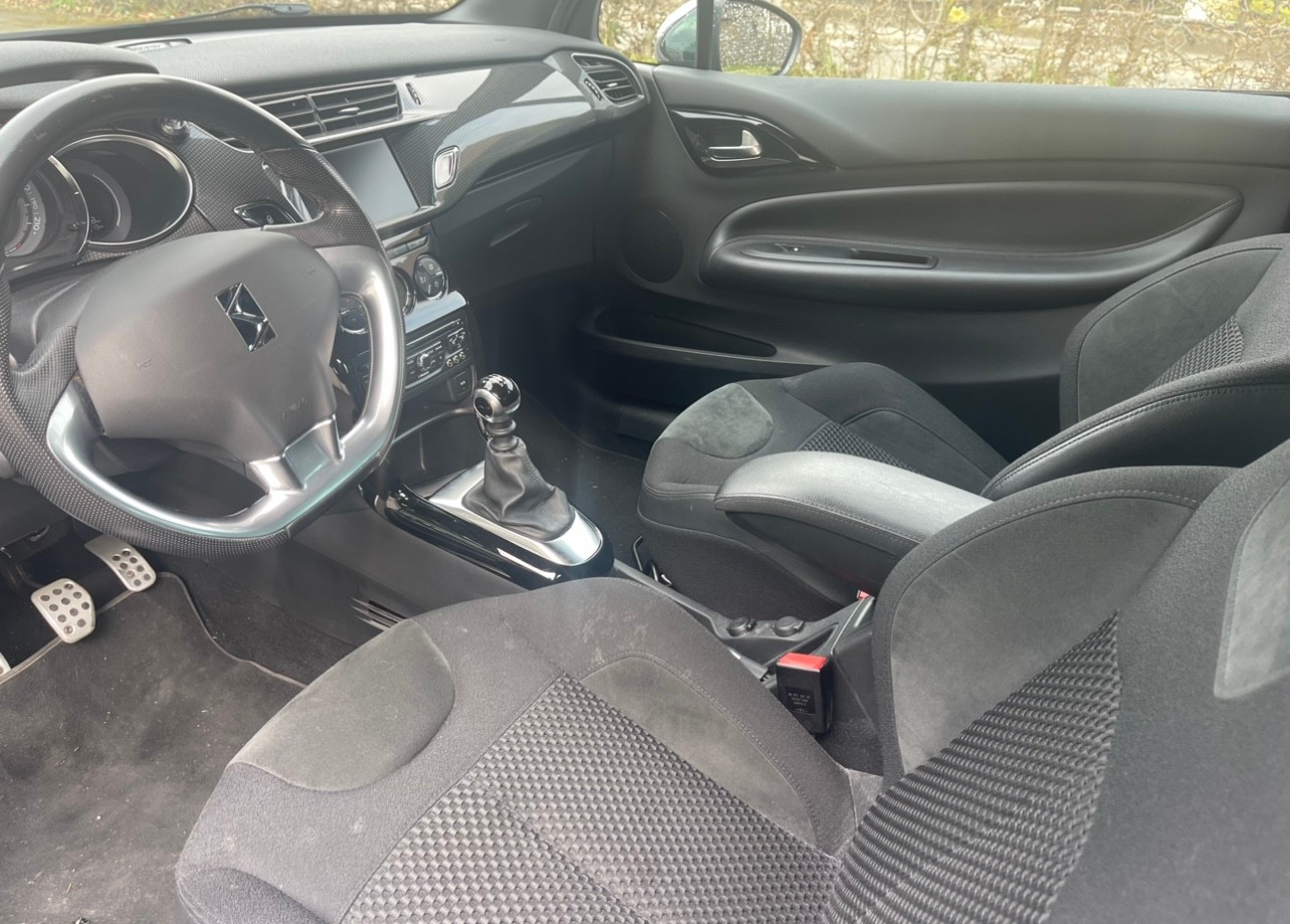 DS AUTOMOBILES DS3 1.6 THP Sport Chic-image-5