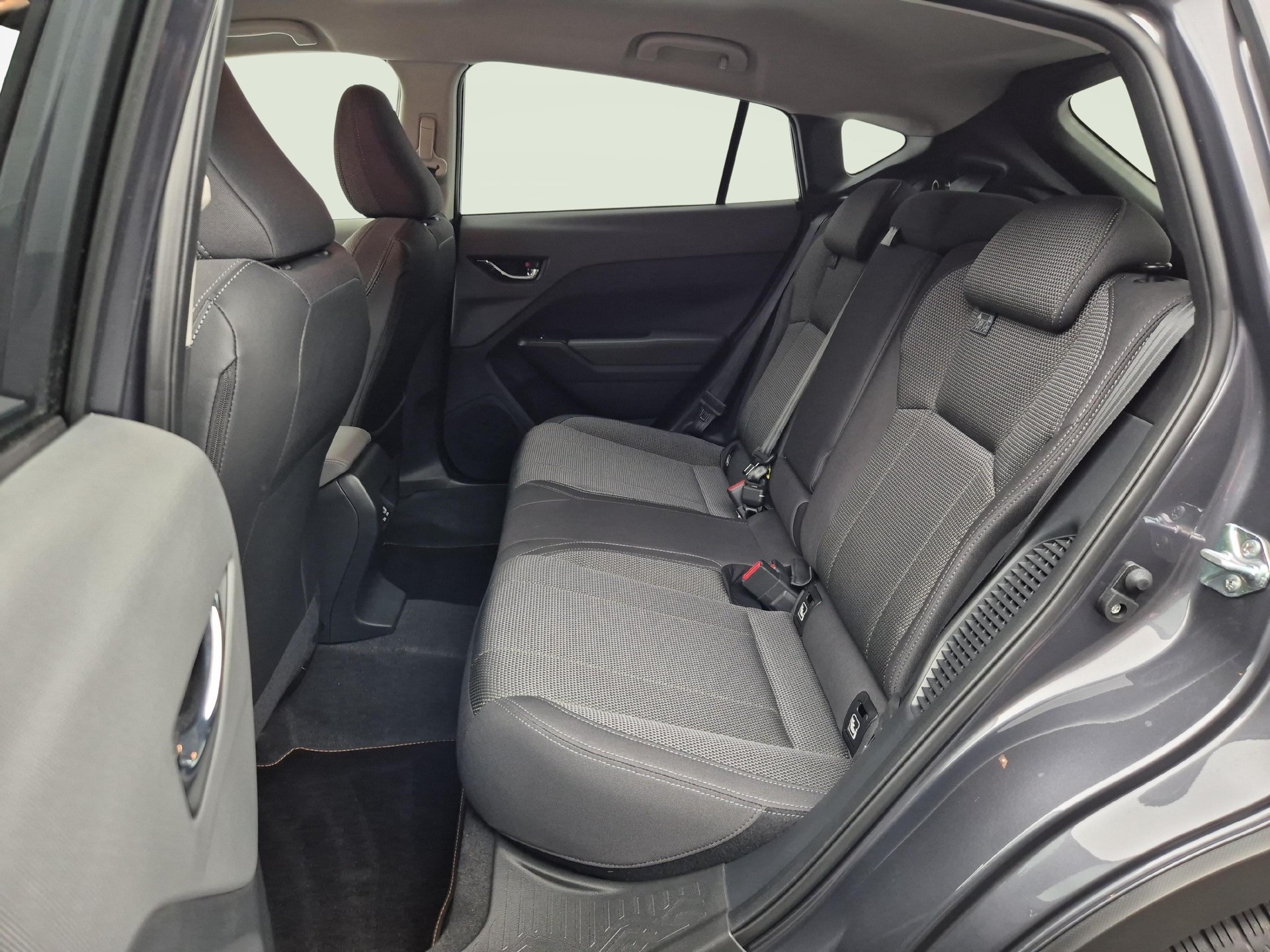 SUBARU Crosstrek 2.0i e-Boxer Passion-showroom-element-3
