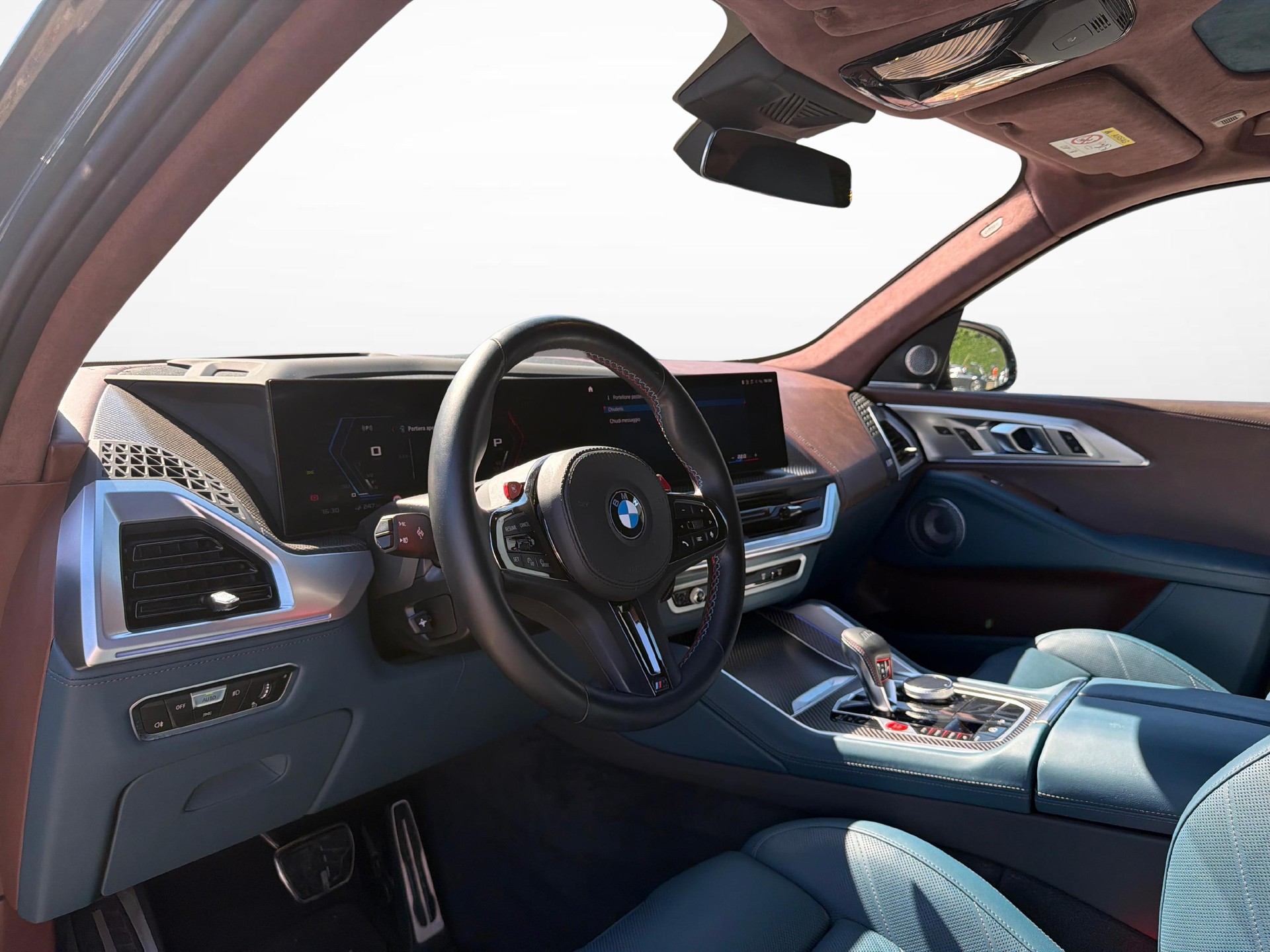 BMW XM Plug-in Hybrid-image-11