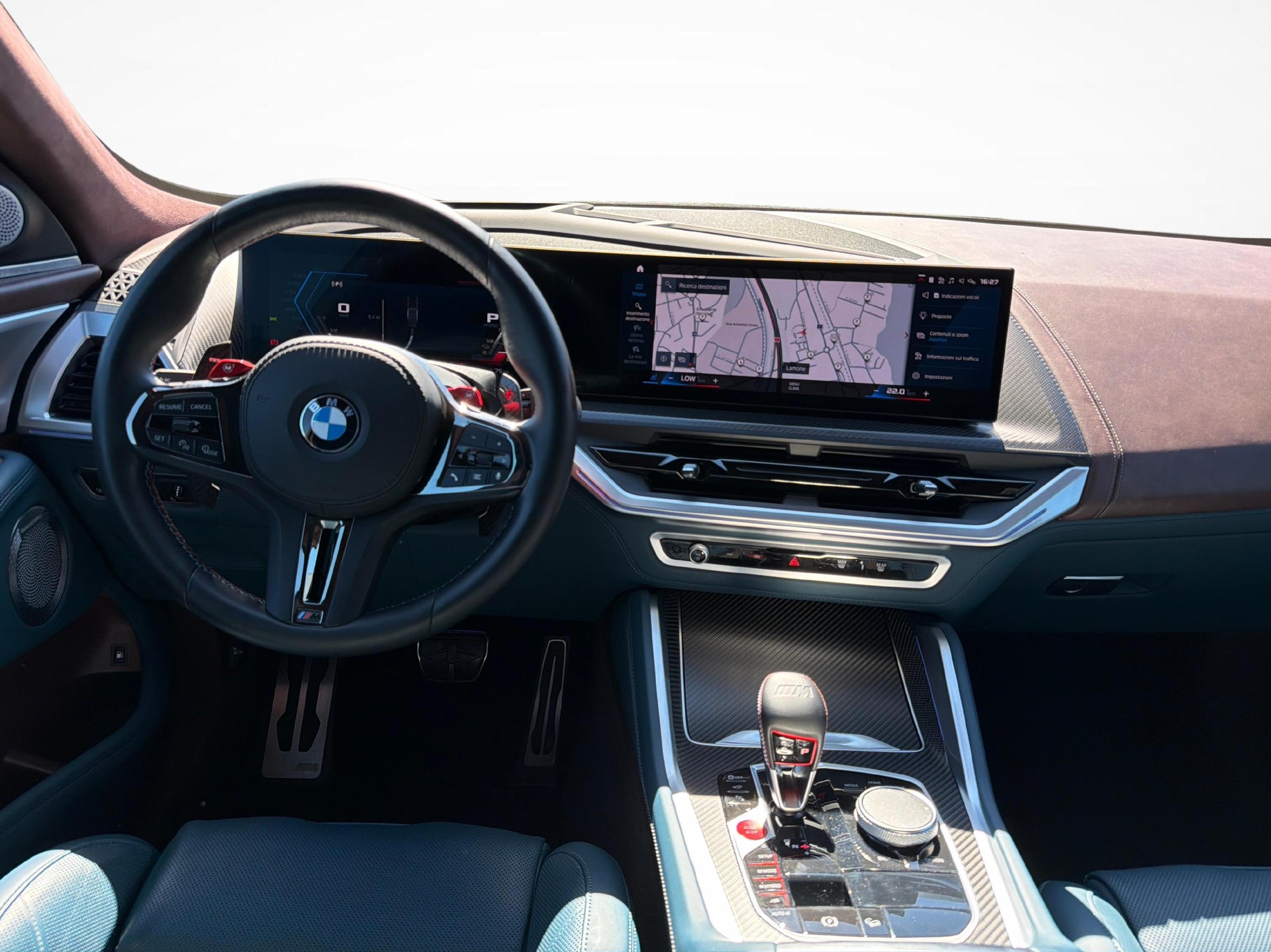 BMW XM Plug-in Hybrid-image-13