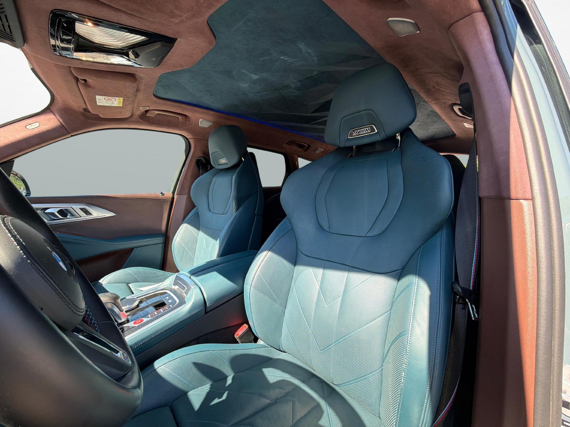 BMW XM Plug-in Hybrid-image-12