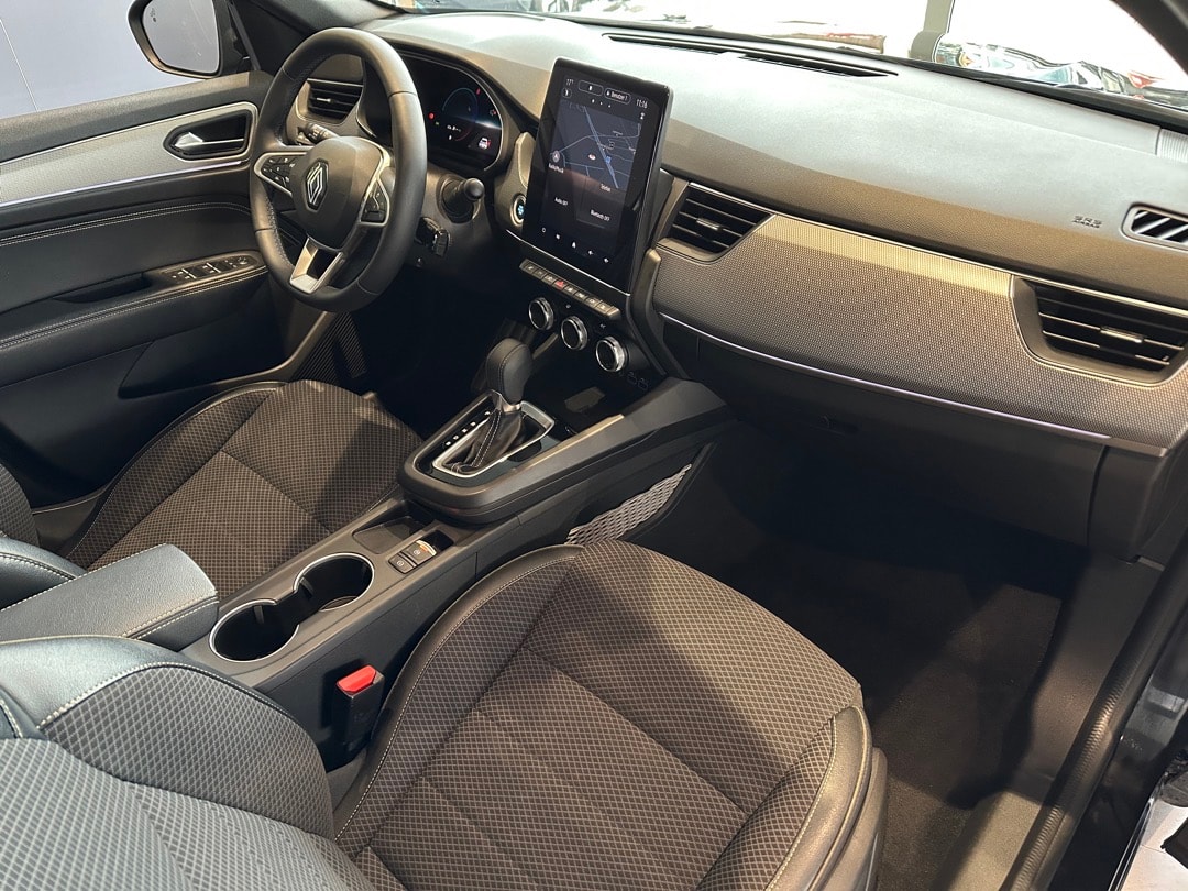 RENAULT Arkana 1.6 E-Techno-image-11