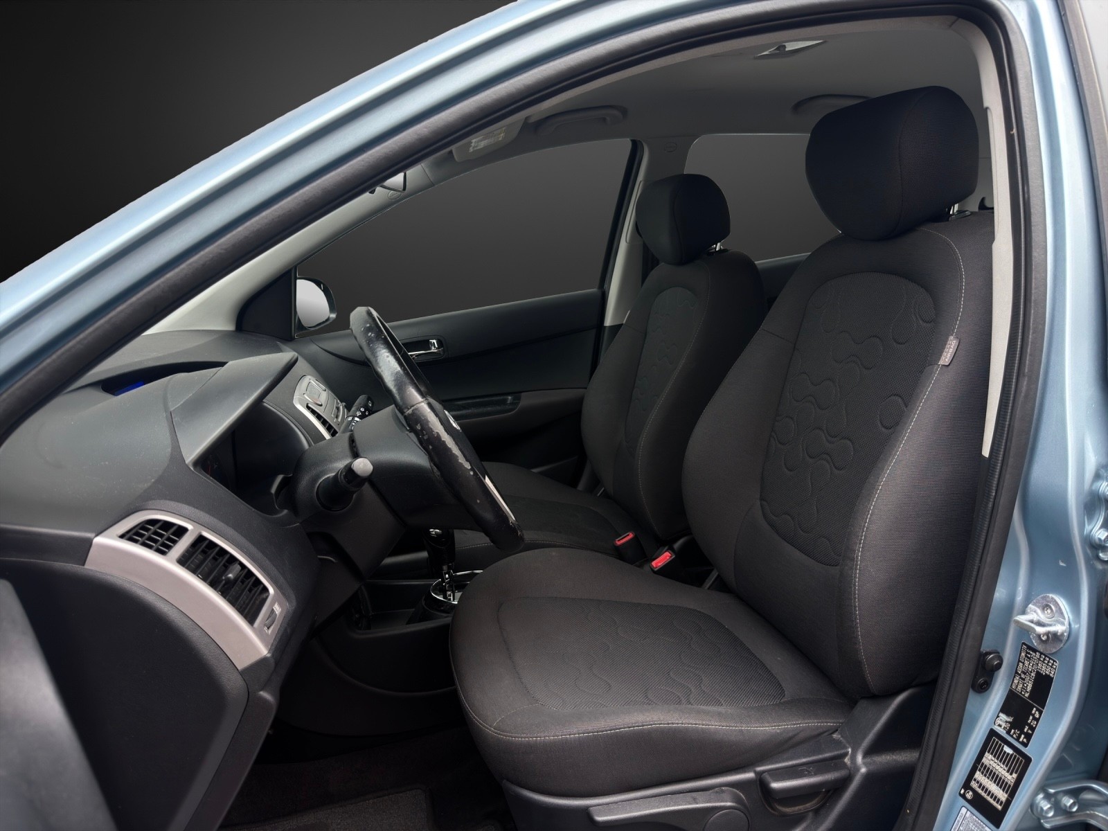 HYUNDAI i20 1.4 Style Automatic-image-6