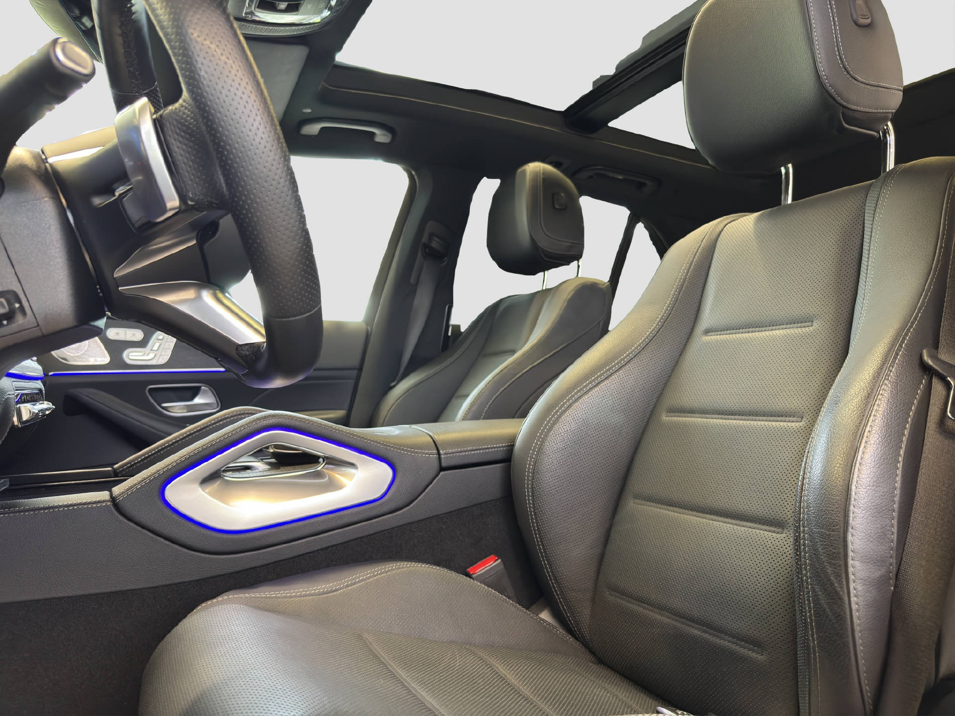 MERCEDES-BENZ GLE 300 d AMG Line 4MATIC-image-11