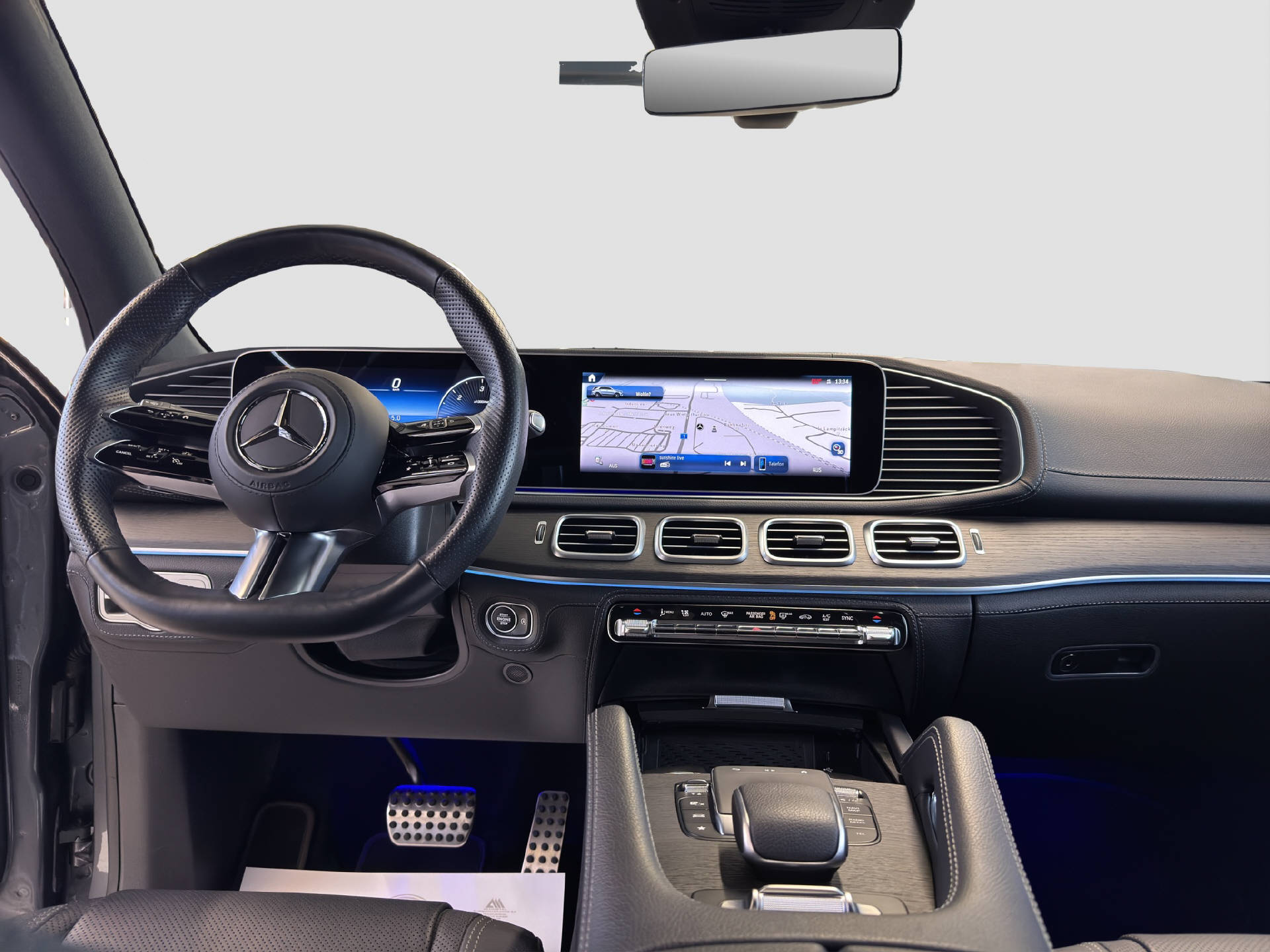 MERCEDES-BENZ GLE 300 d AMG Line 4MATIC-image-7