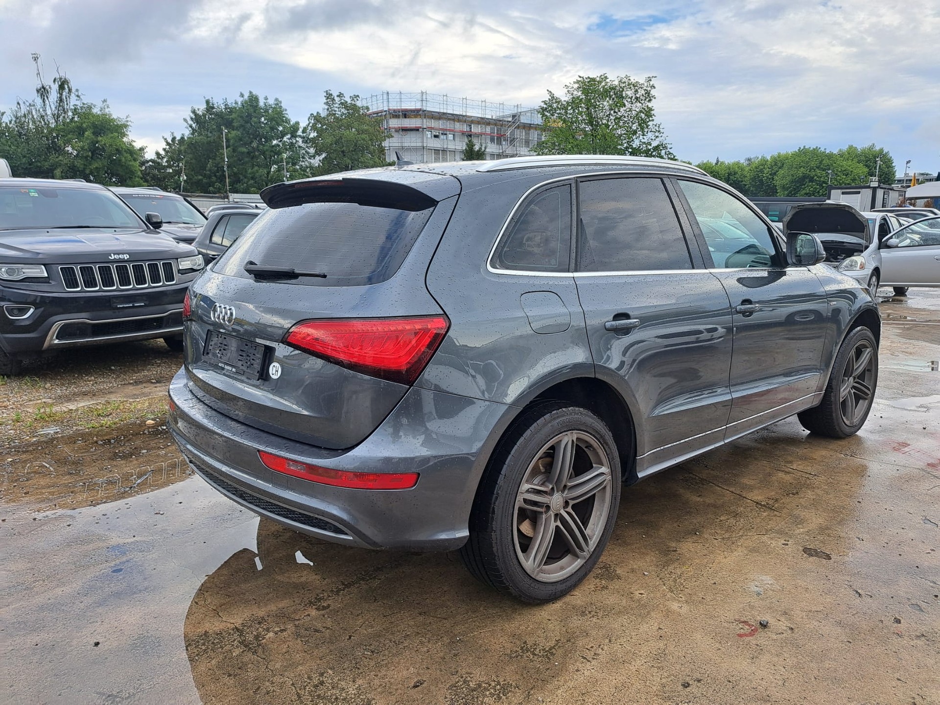 AUDI Q5 2.0 TDI quattro S-tronic-image-5