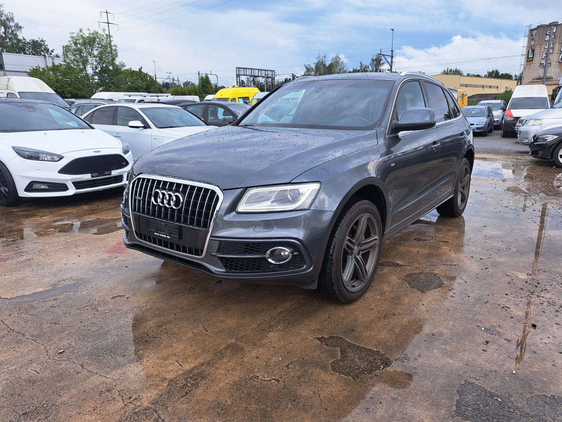 AUDI Q5 2.0 TDI quattro S-tronic-image-0