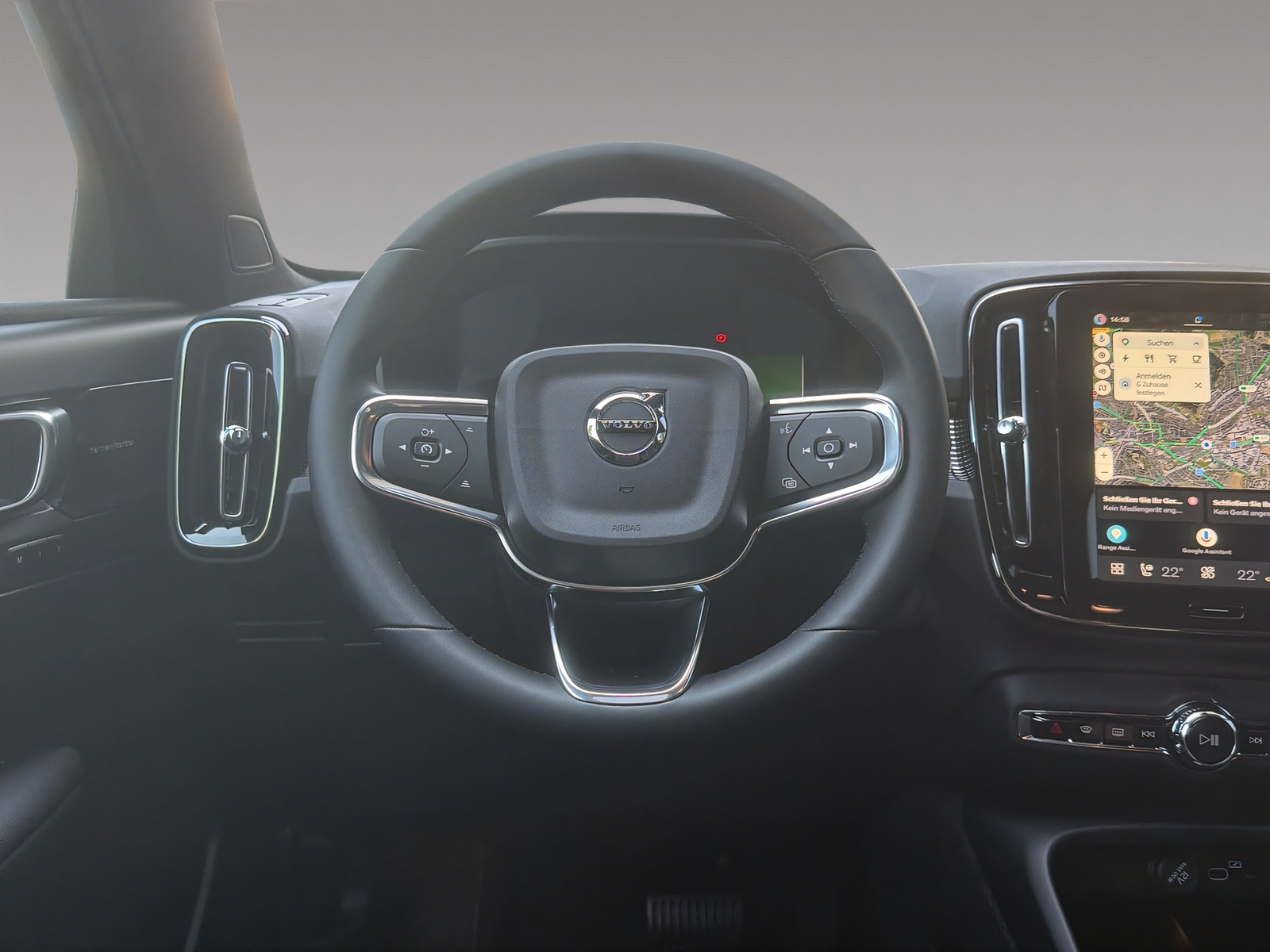 VOLVO EC40 Twin Ultra AWD XCENTRIC-image-9