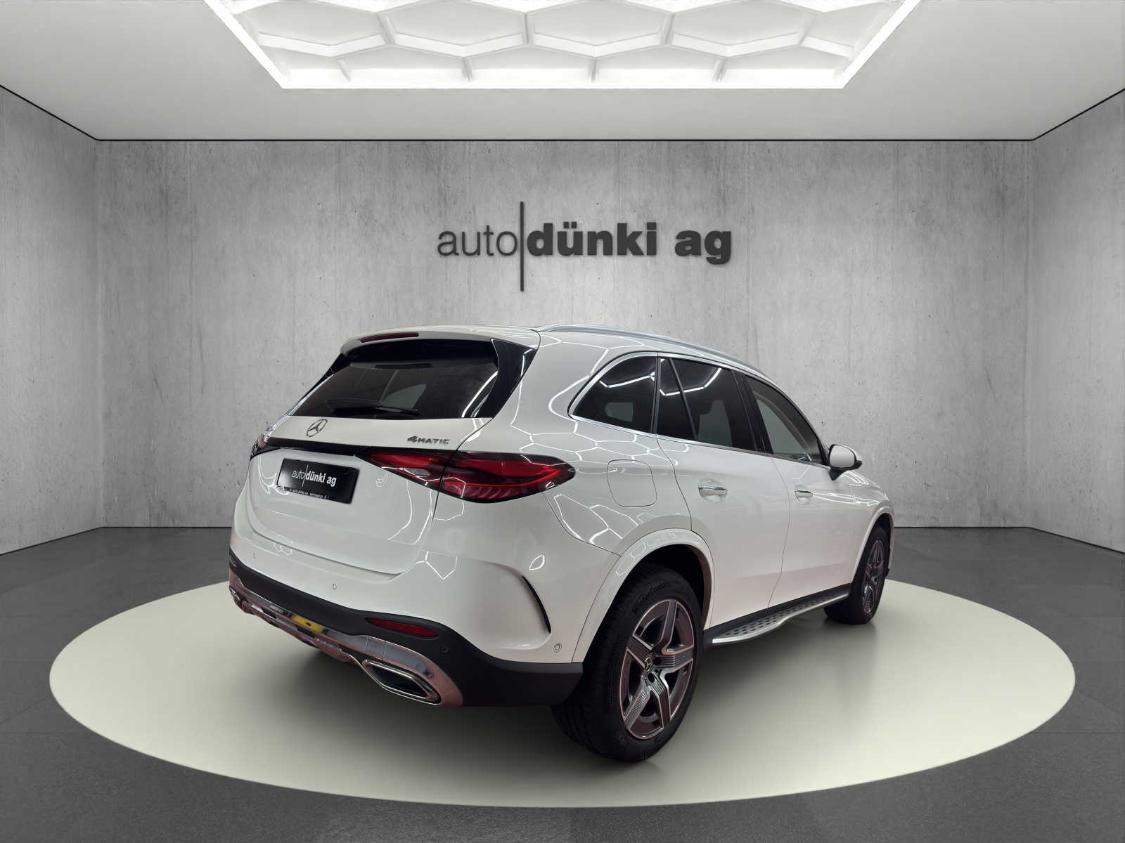 MERCEDES-BENZ GLC 300 e 4Matic 9G-Tronic-image-3
