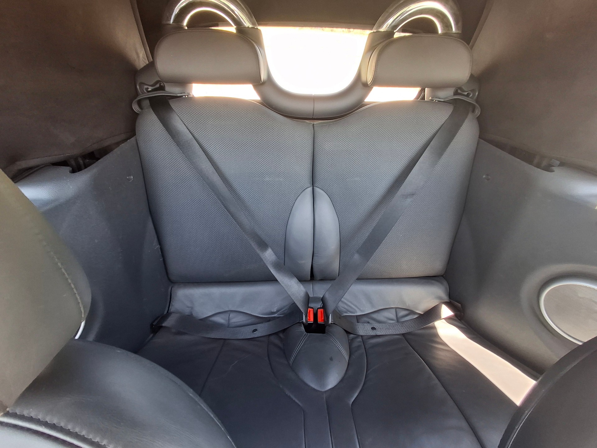 MINI 1.6i Cooper S John Cooper Works-image-9