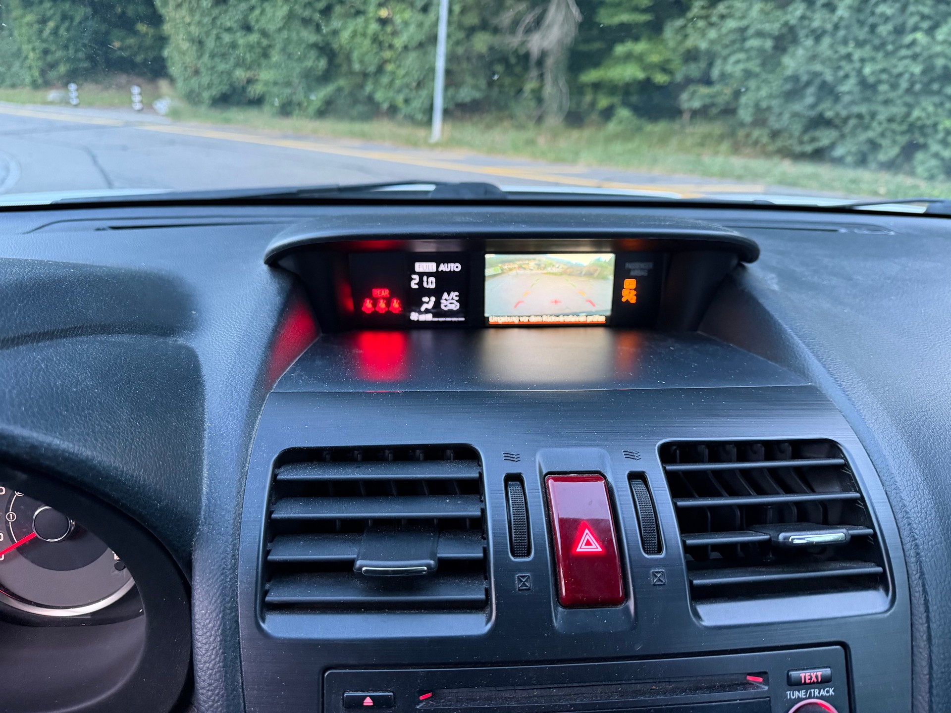SUBARU Forester 2.0D Advantage-image-13
