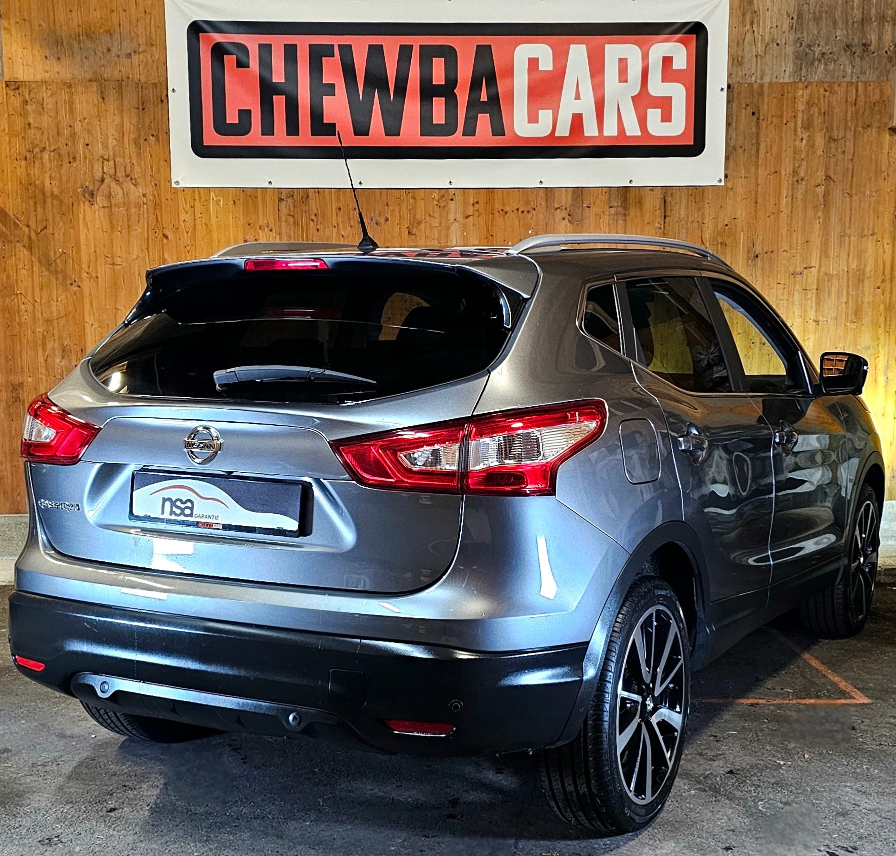 NISSAN Qashqai 1.6 dCi Swiss Edition Premium Xtronic CVT-image-11