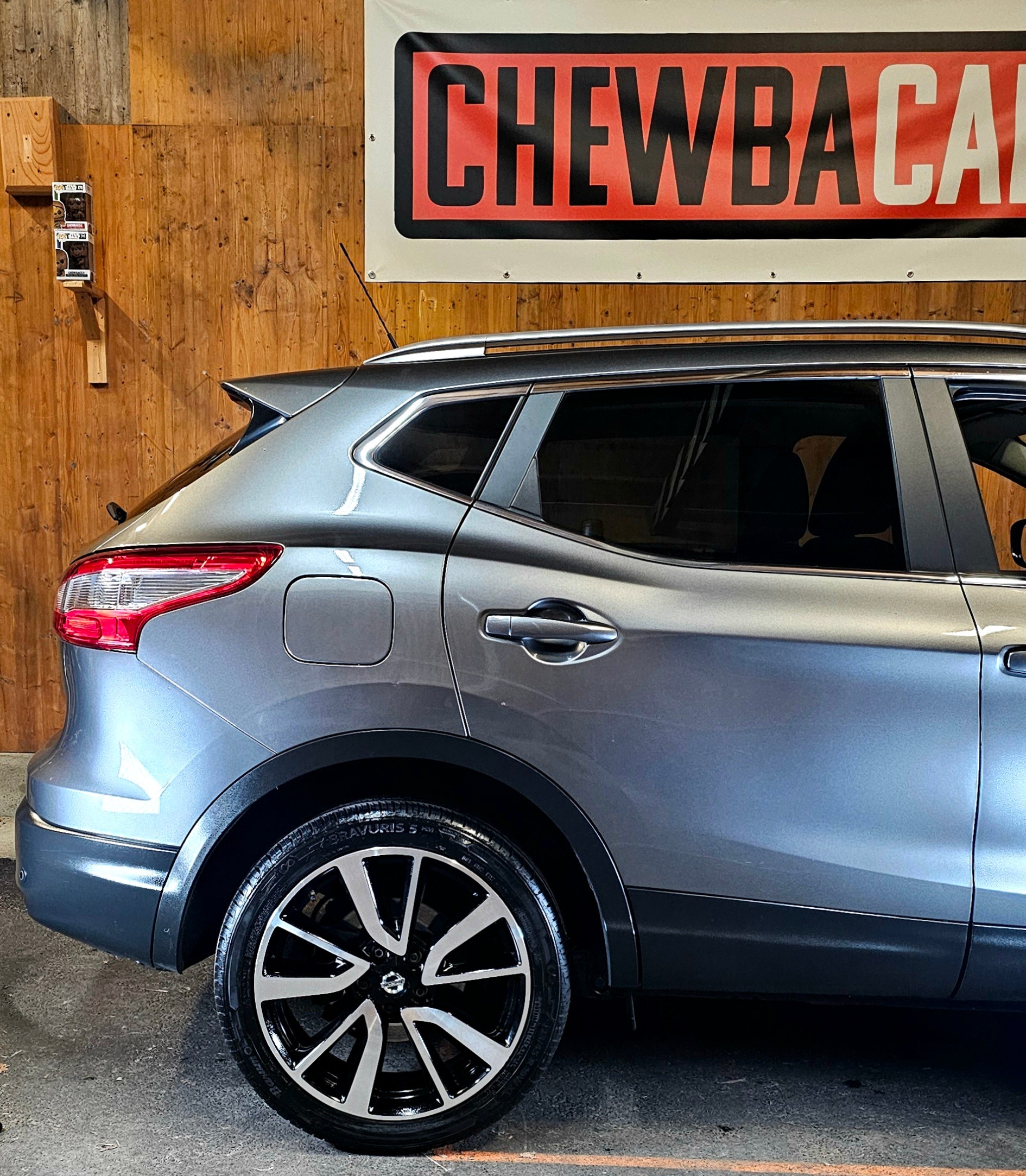 NISSAN Qashqai 1.6 dCi Swiss Edition Premium Xtronic CVT-image-7