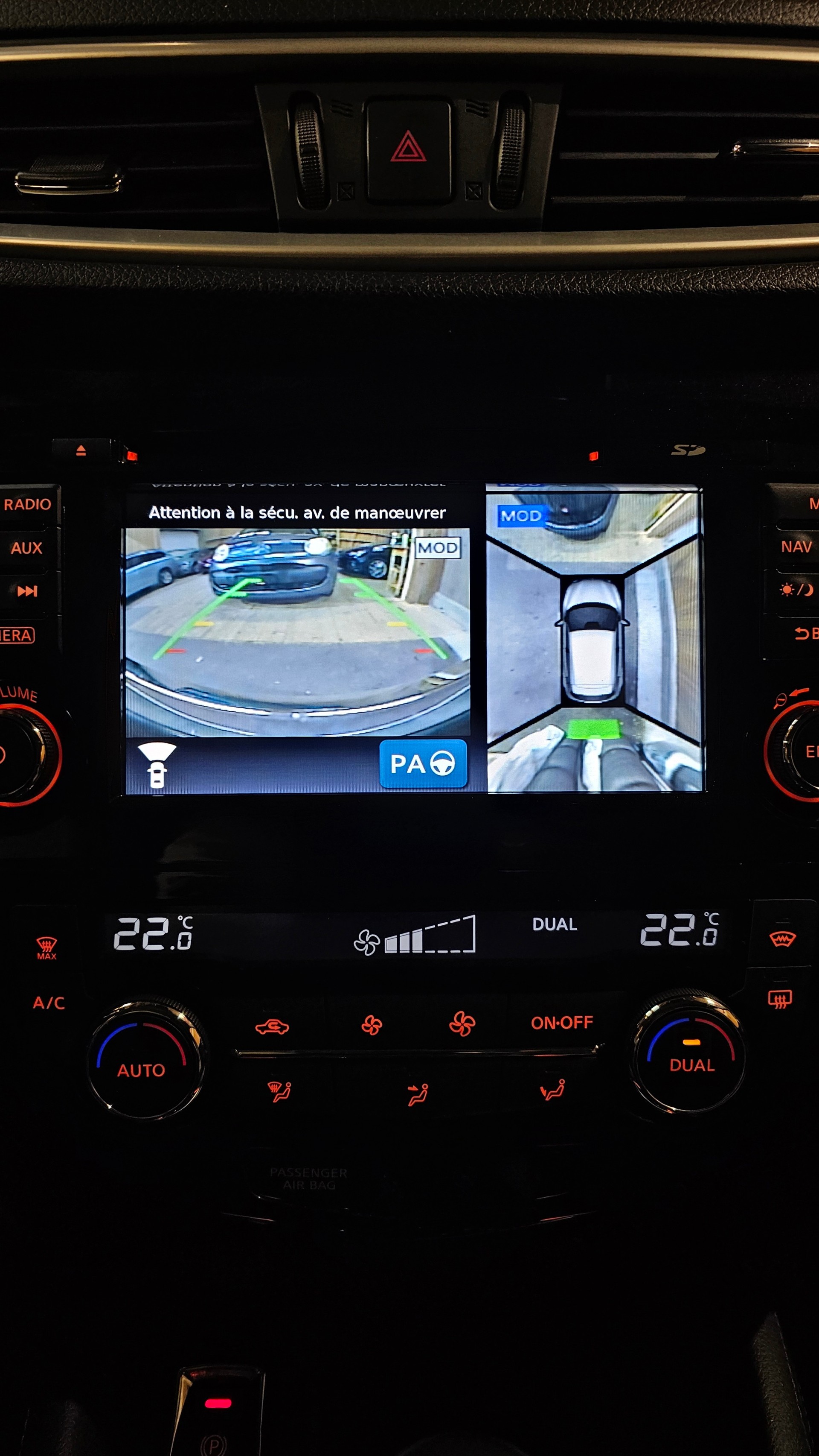 NISSAN Qashqai 1.6 dCi Swiss Edition Premium Xtronic CVT-image-20